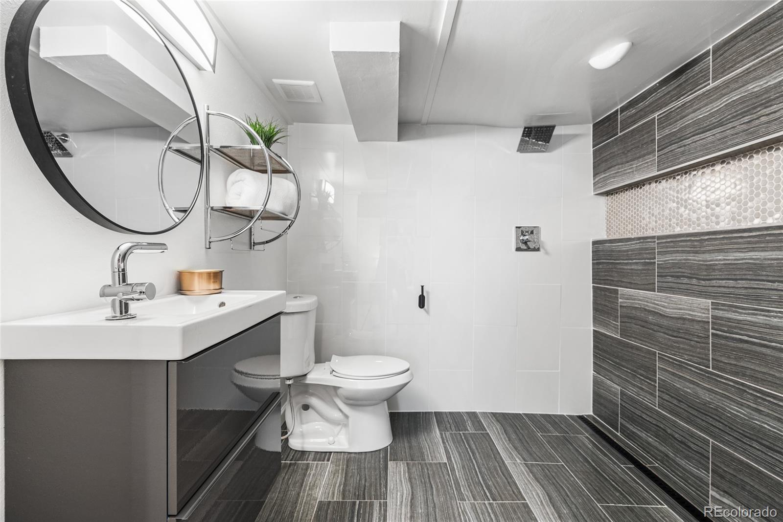 MLS Image #31 for 4975  knox court,denver, Colorado
