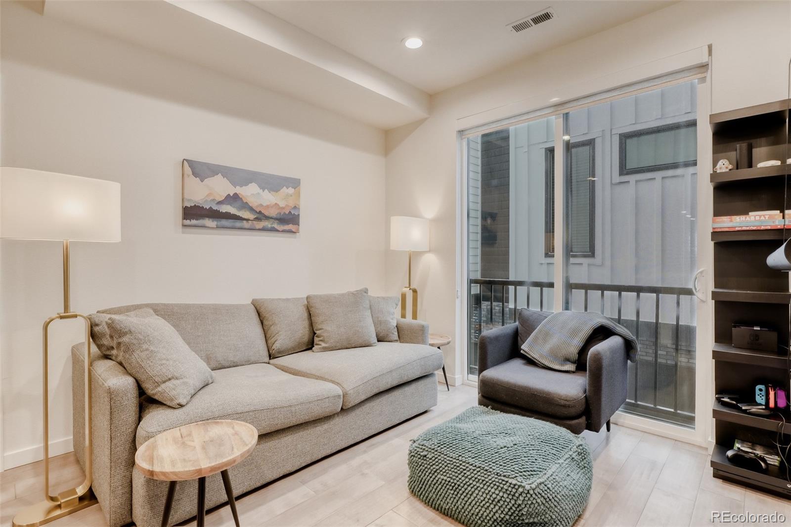 MLS Image #2 for 1930  hooker street 3,denver, Colorado