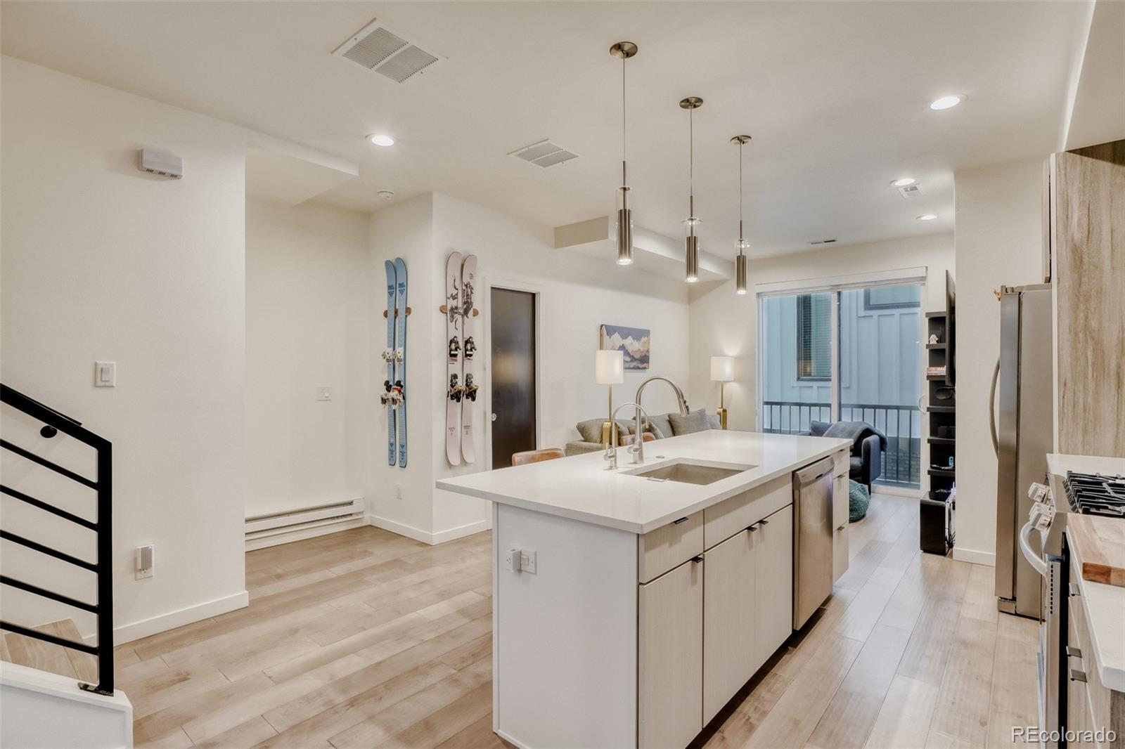 MLS Image #5 for 1930  hooker street 3,denver, Colorado