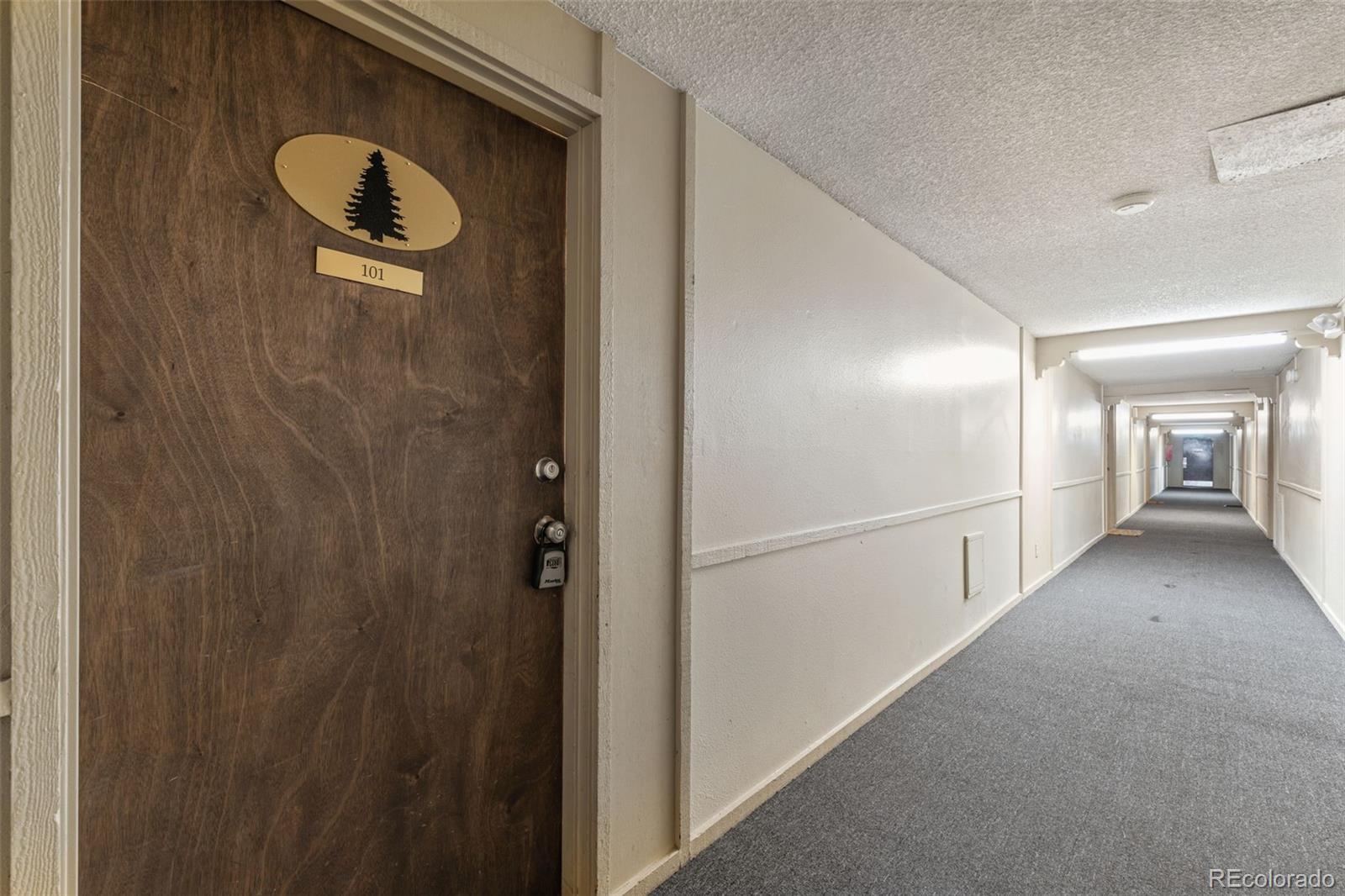 MLS Image #2 for 7615 e quincy avenue,denver, Colorado