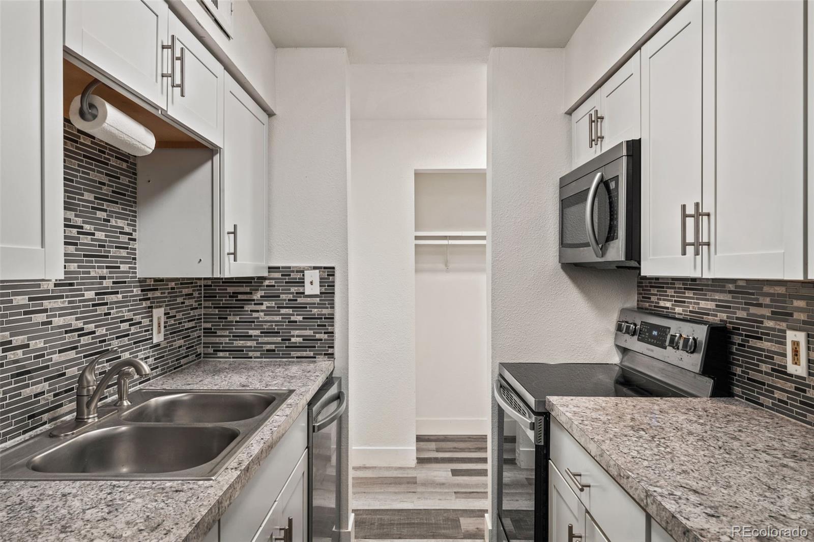 MLS Image #9 for 7615 e quincy avenue,denver, Colorado