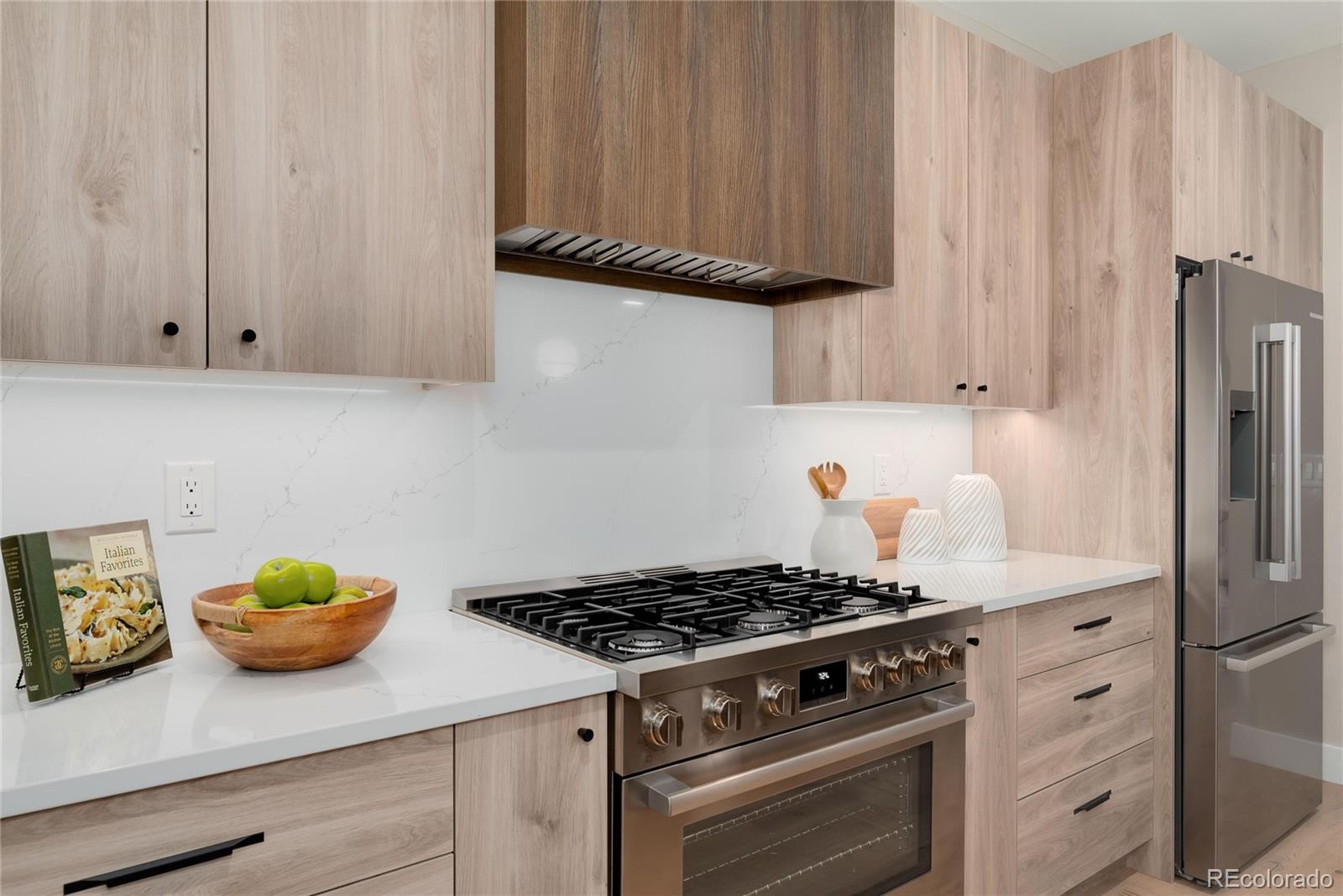 MLS Image #15 for 3227 w 21st avenue,denver, Colorado