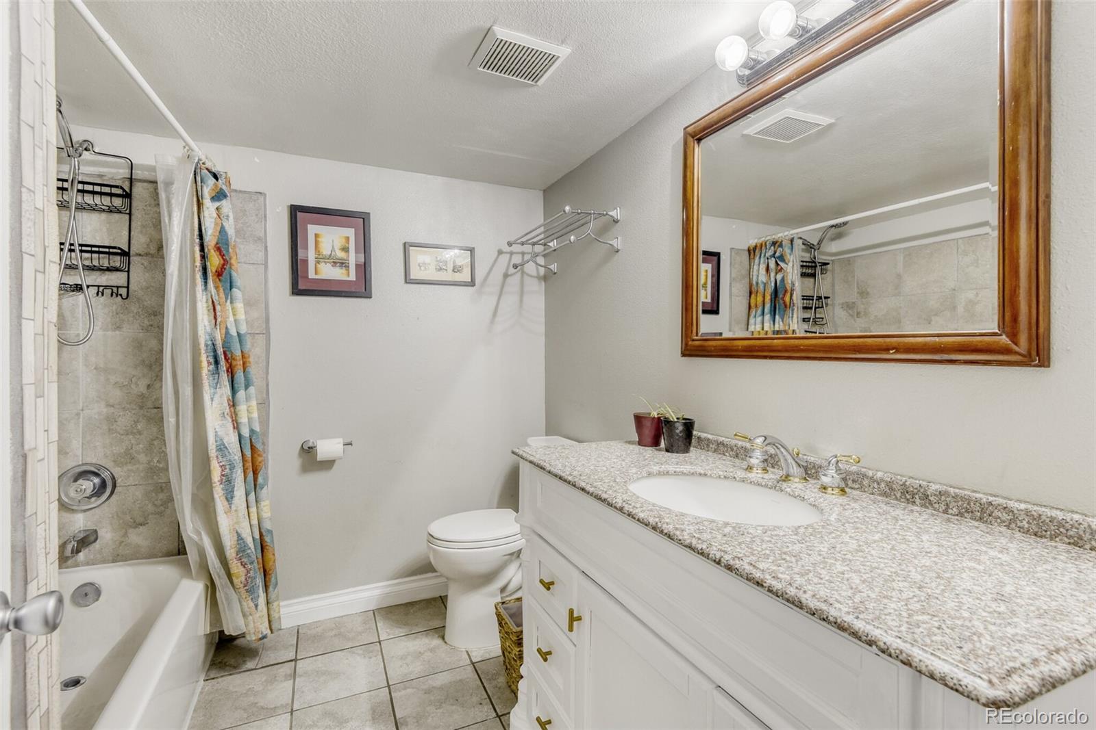 MLS Image #7 for 3428 s locust street,denver, Colorado