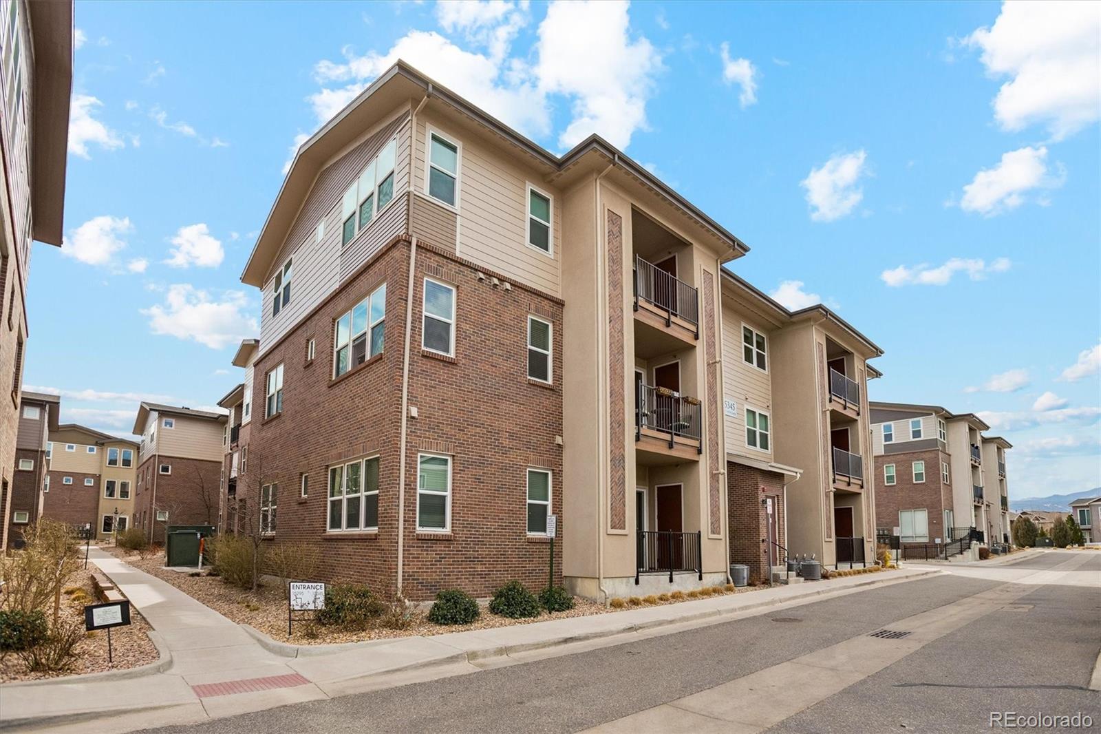 MLS Image #16 for 15345 w 64th lane,arvada, Colorado