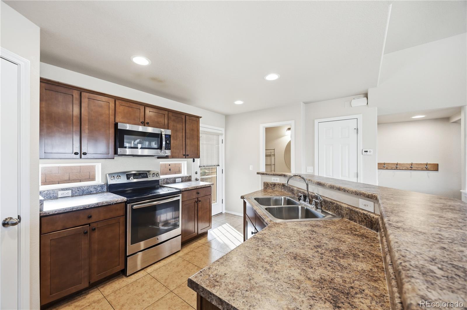 MLS Image #11 for 4367  susie view,colorado springs, Colorado