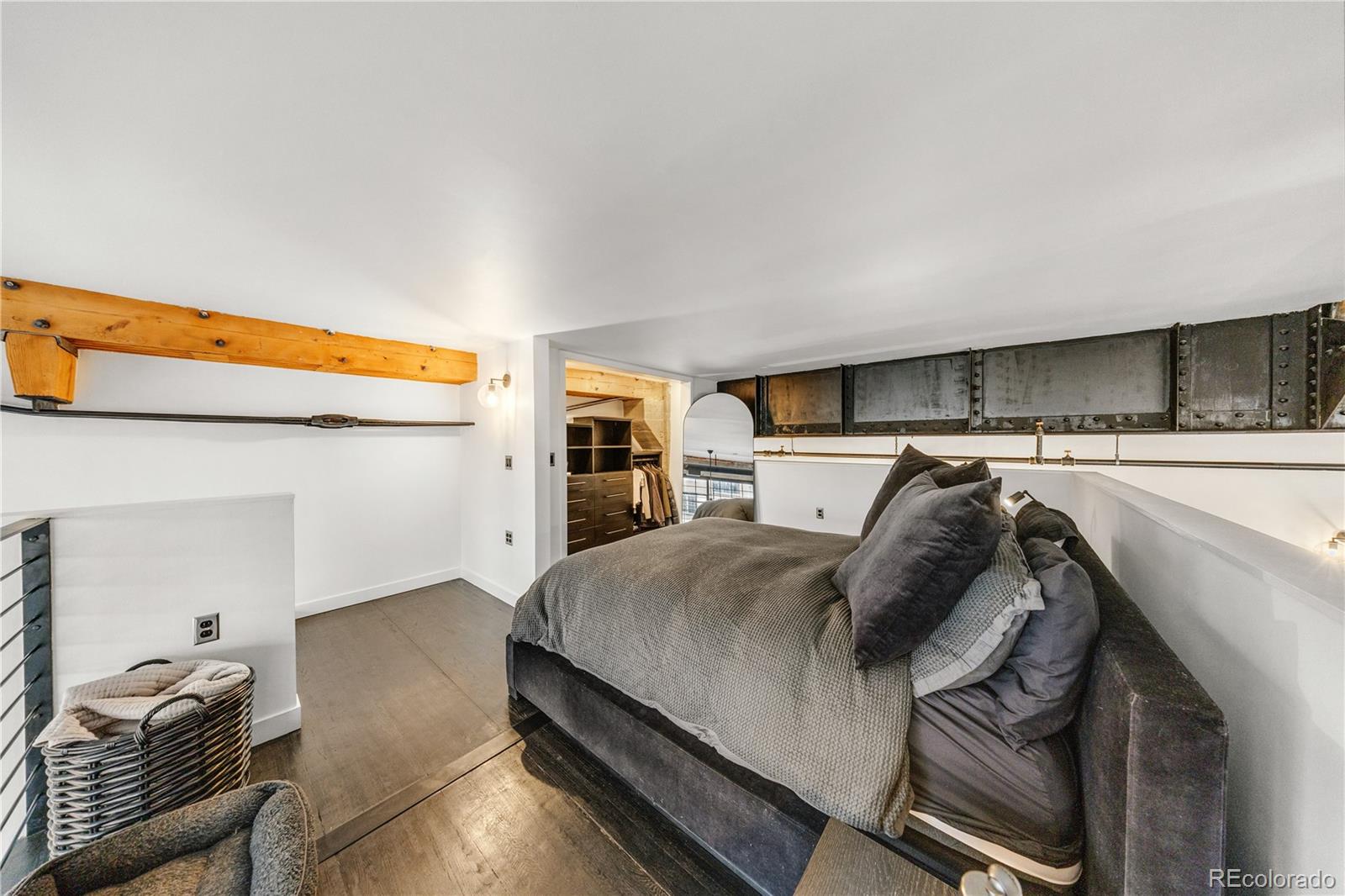 MLS Image #7 for 1090  cherokee street 303,denver, Colorado