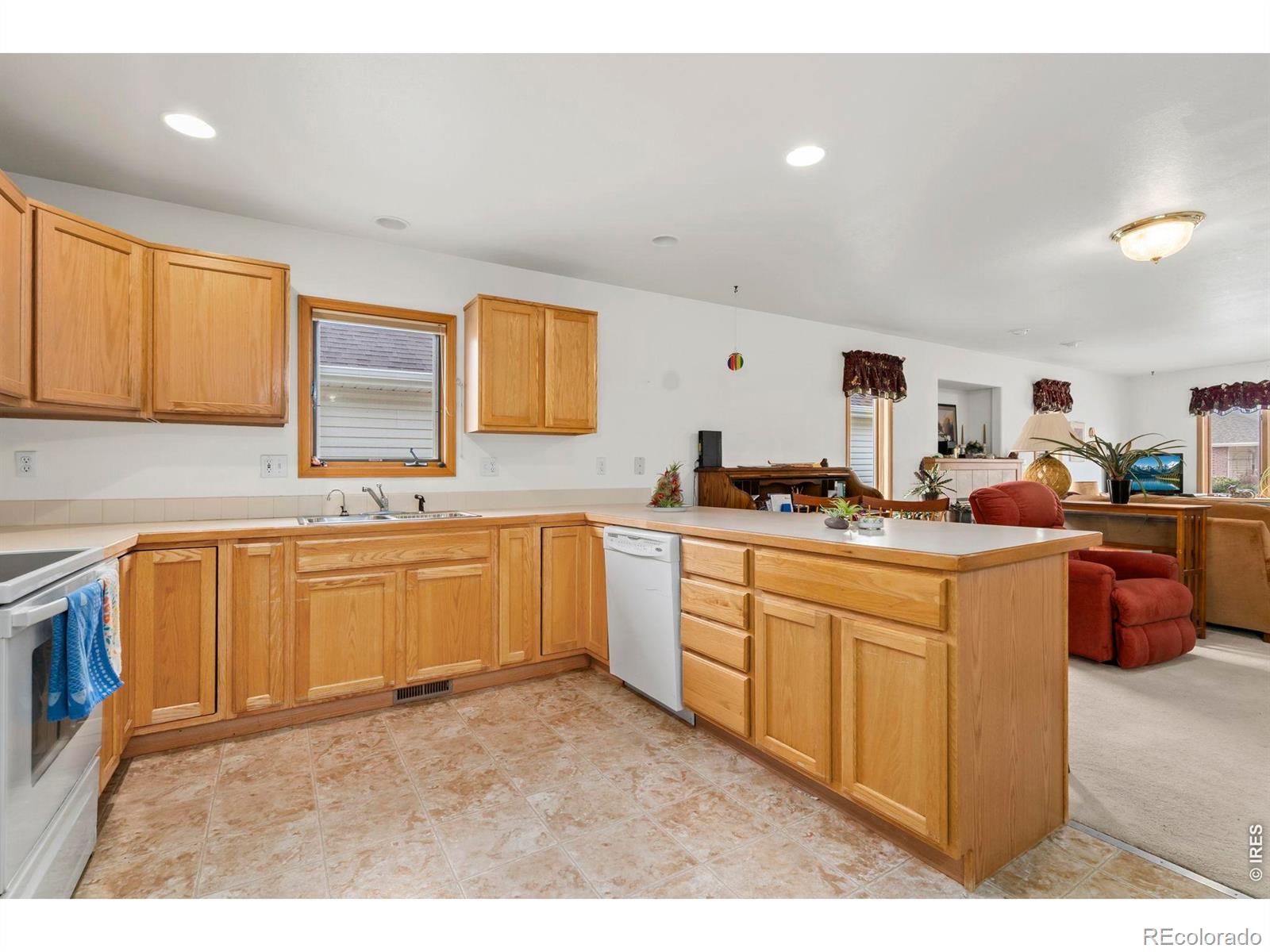 MLS Image #9 for 810  navajo avenue,fort morgan, Colorado