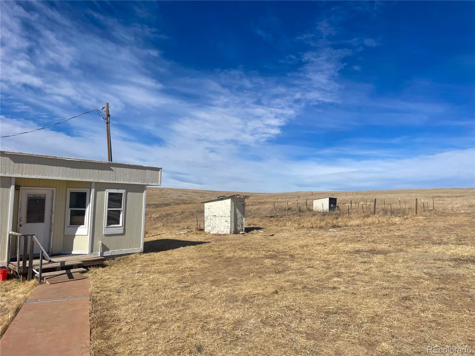 MLS Image #11 for 45005 e maplewood drive,bennett, Colorado