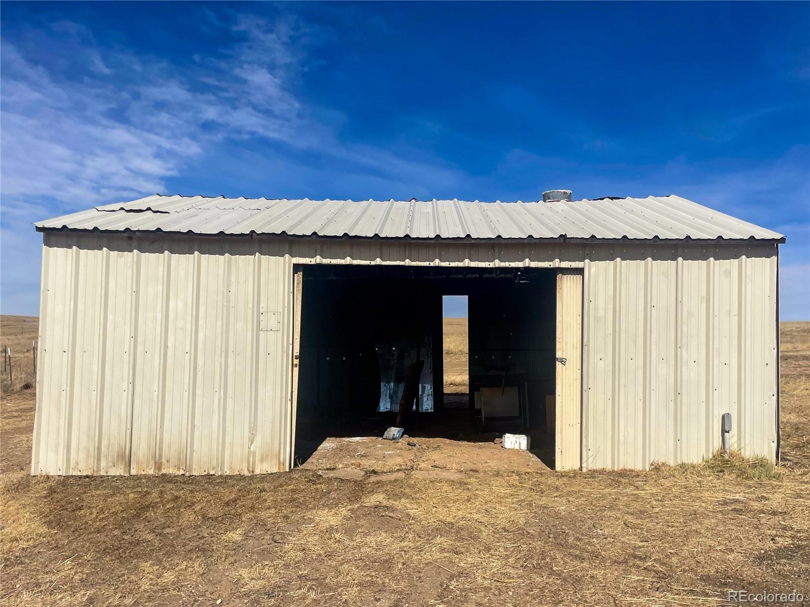 MLS Image #8 for 45005 e maplewood drive,bennett, Colorado