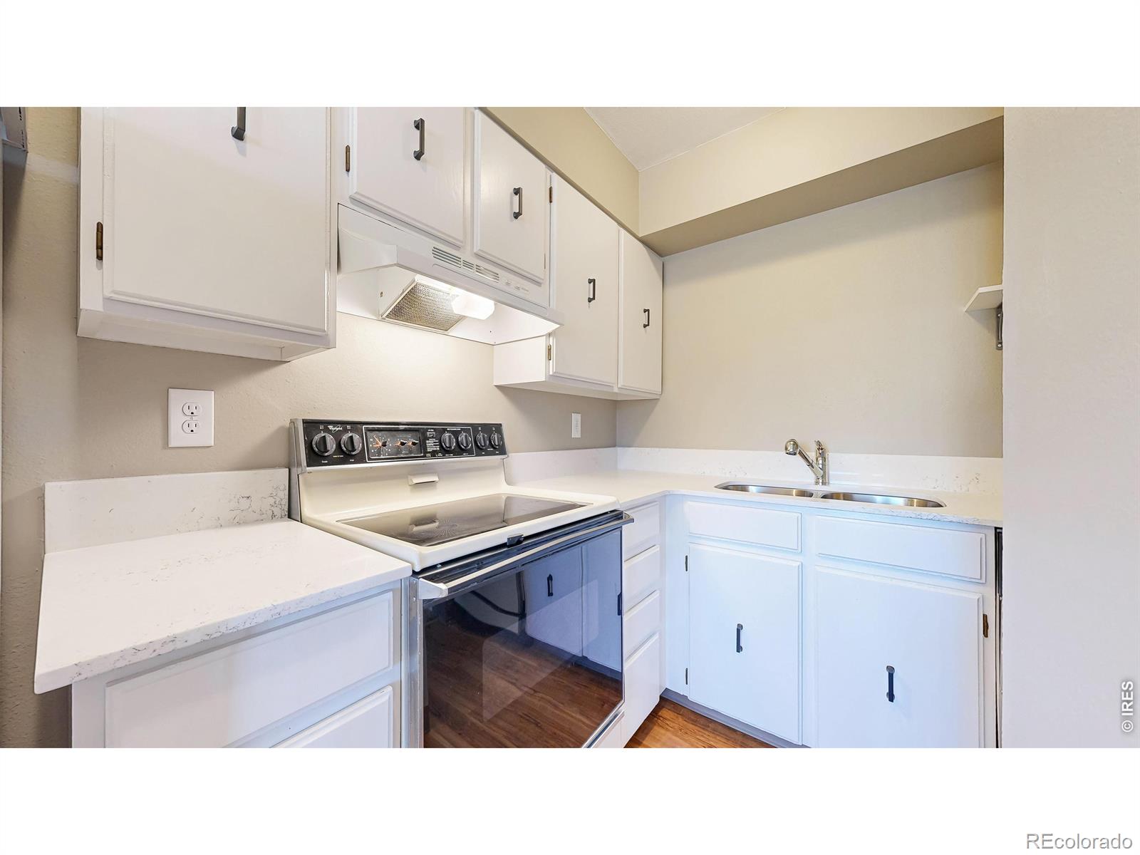 MLS Image #6 for 1705  heatheridge road,fort collins, Colorado