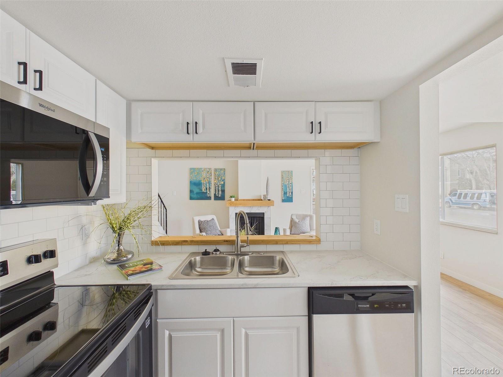 MLS Image #3 for 6650 e arizona avenue,denver, Colorado