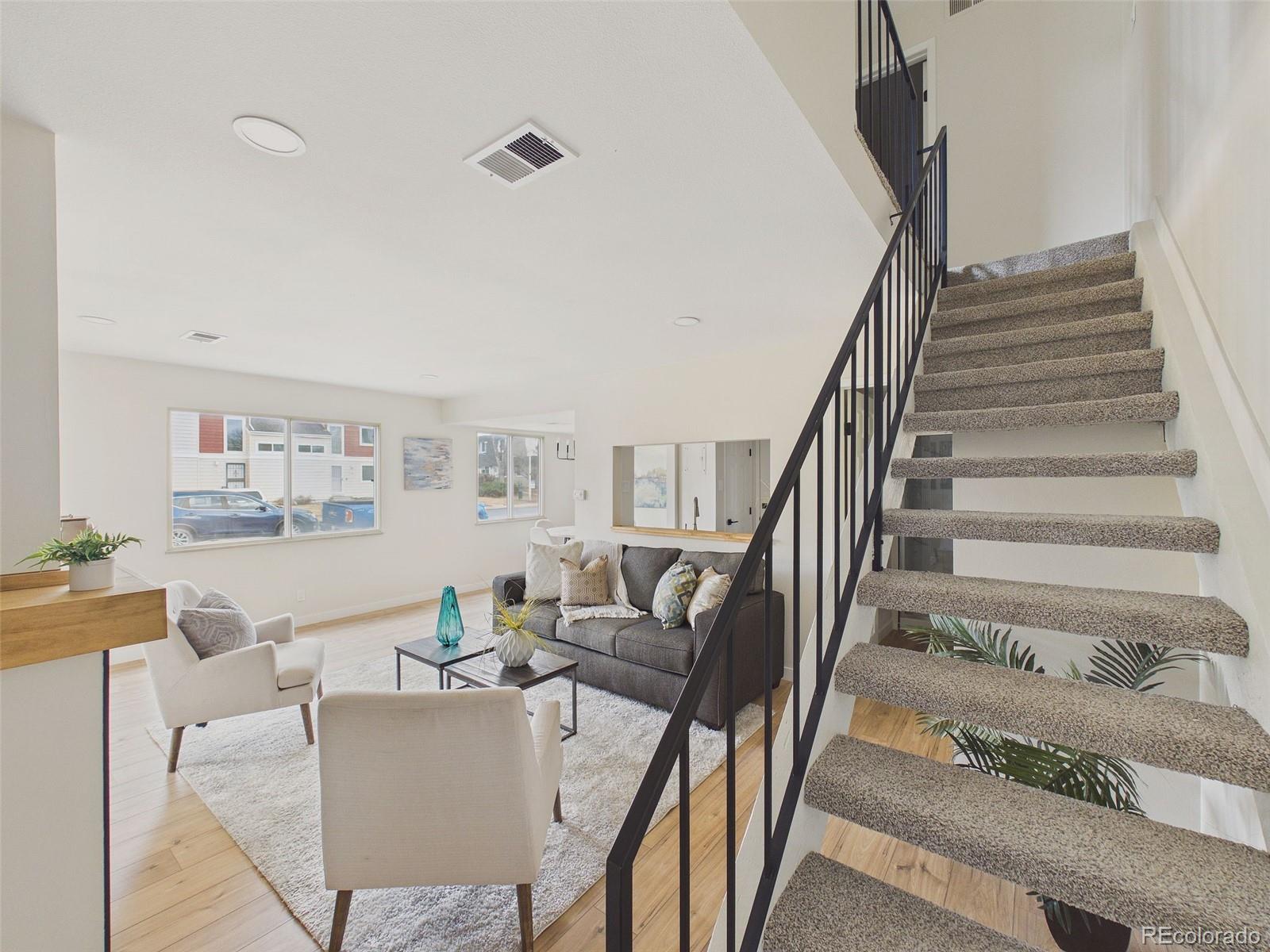 MLS Image #7 for 6650 e arizona avenue,denver, Colorado