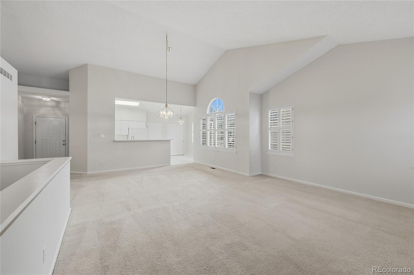 MLS Image #5 for 2243 s yosemite circle,denver, Colorado