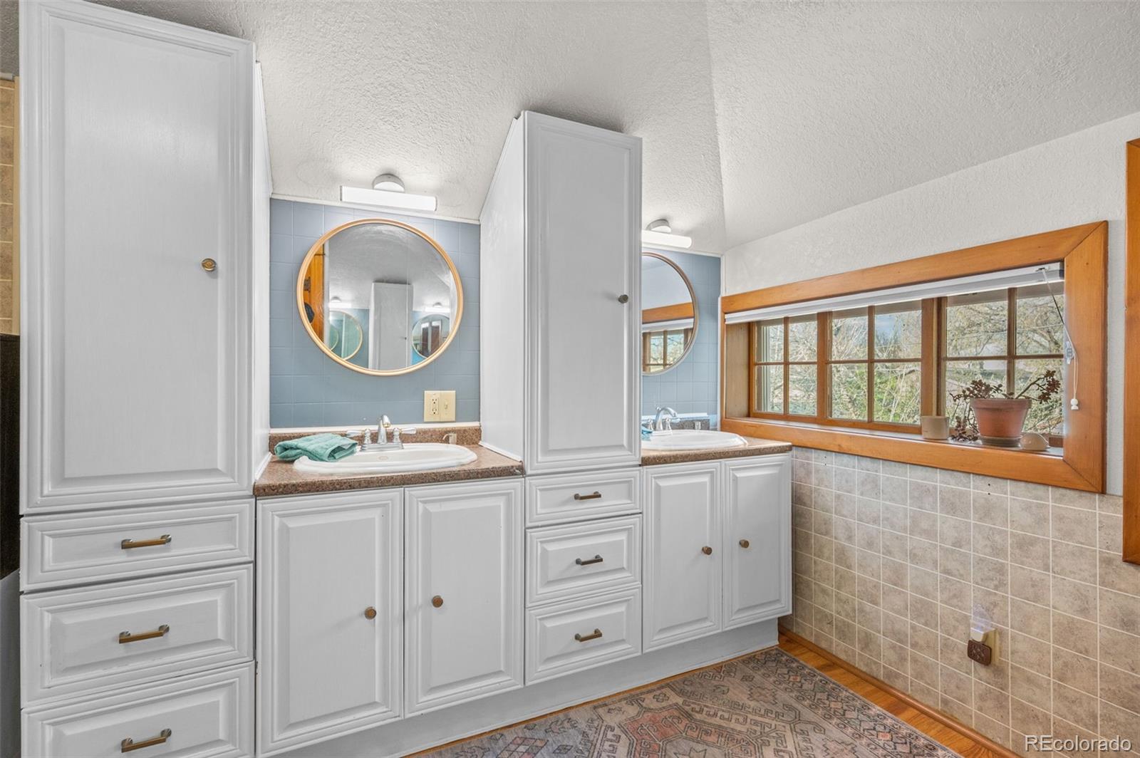 MLS Image #13 for 1134 s washington street,denver, Colorado