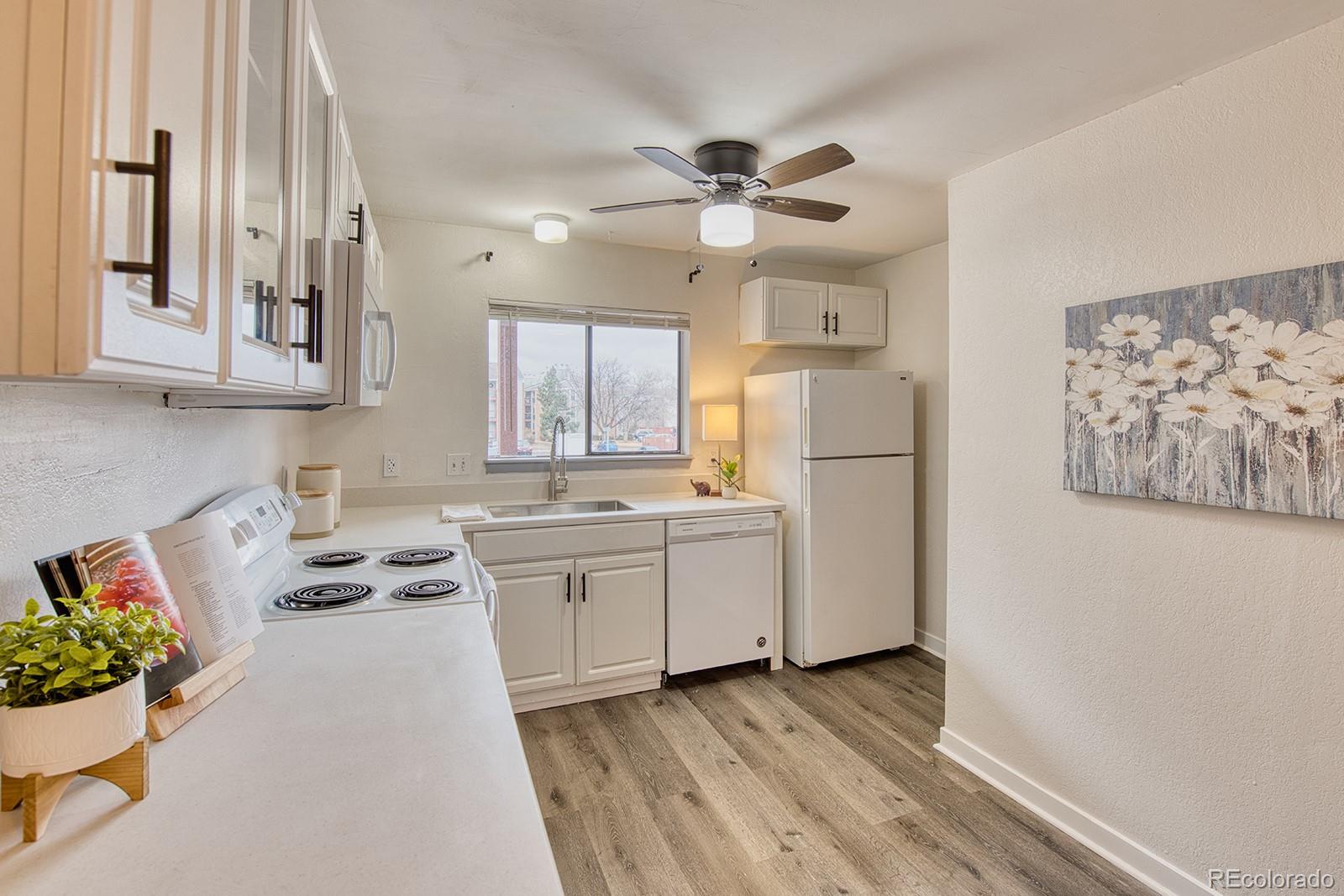 MLS Image #4 for 8635  clay street 412,westminster, Colorado