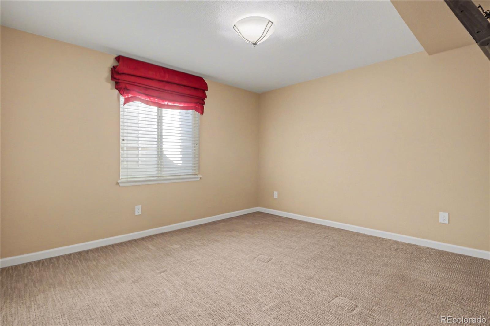 MLS Image #15 for 25445 e 4th place,aurora, Colorado