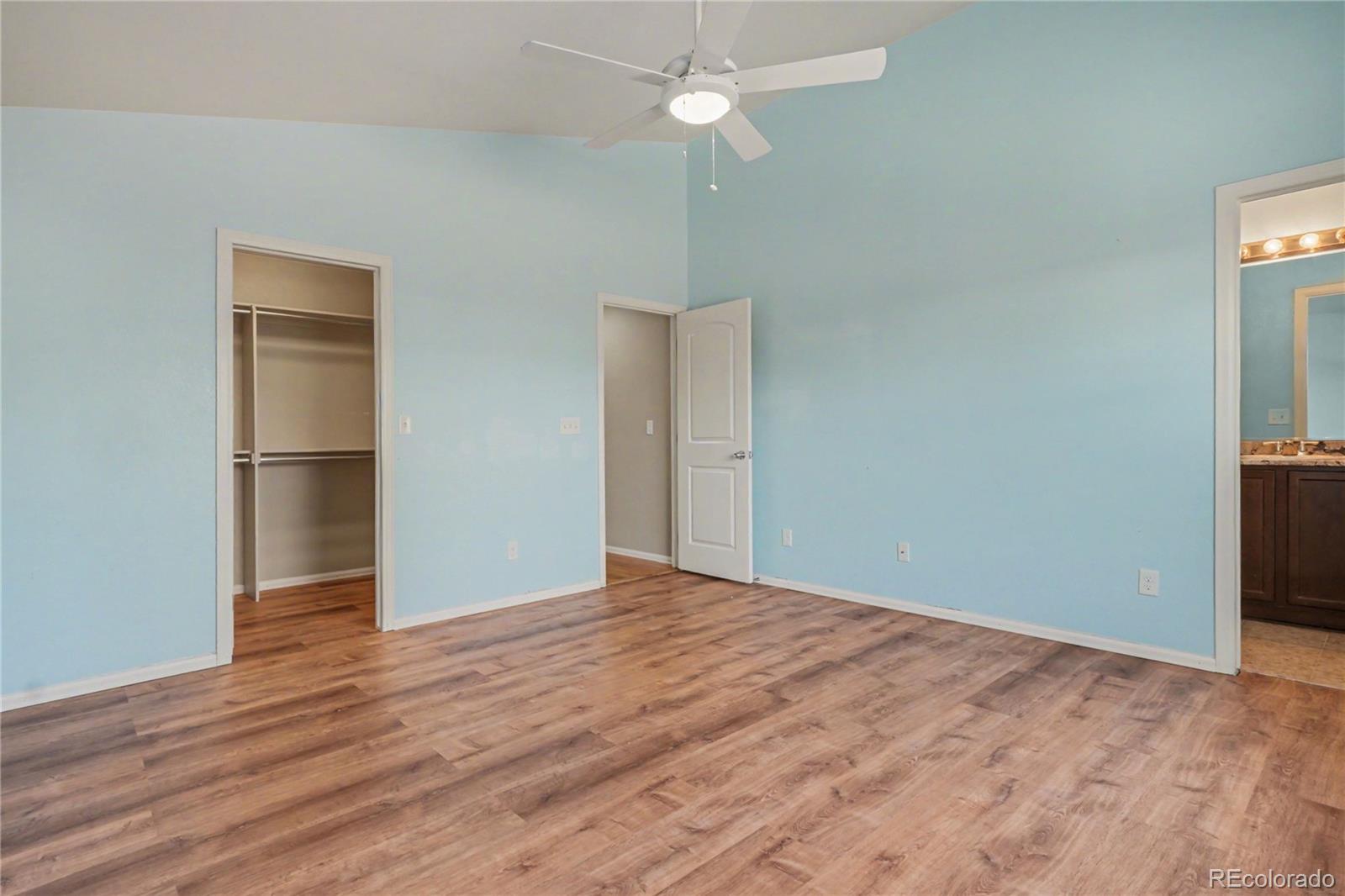 MLS Image #9 for 25445 e 4th place,aurora, Colorado