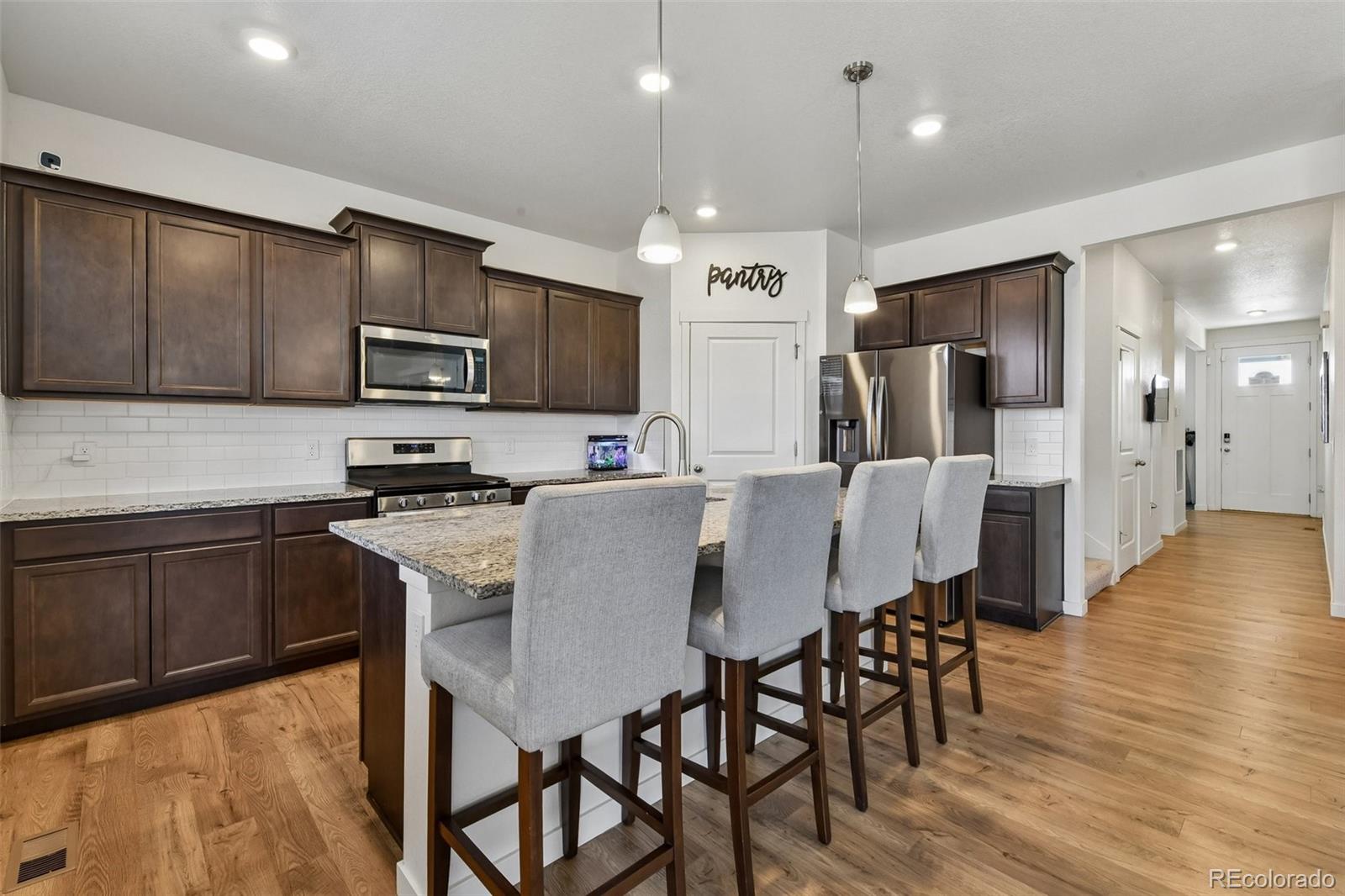 MLS Image #8 for 37 s waterloo street,aurora, Colorado