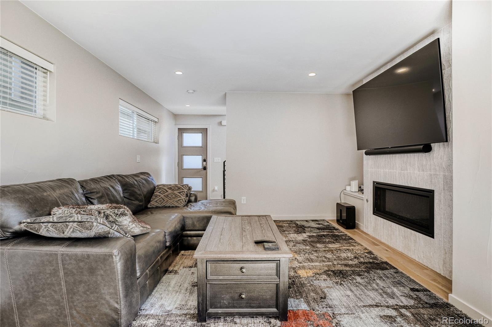 MLS Image #4 for 1417  irving street,denver, Colorado
