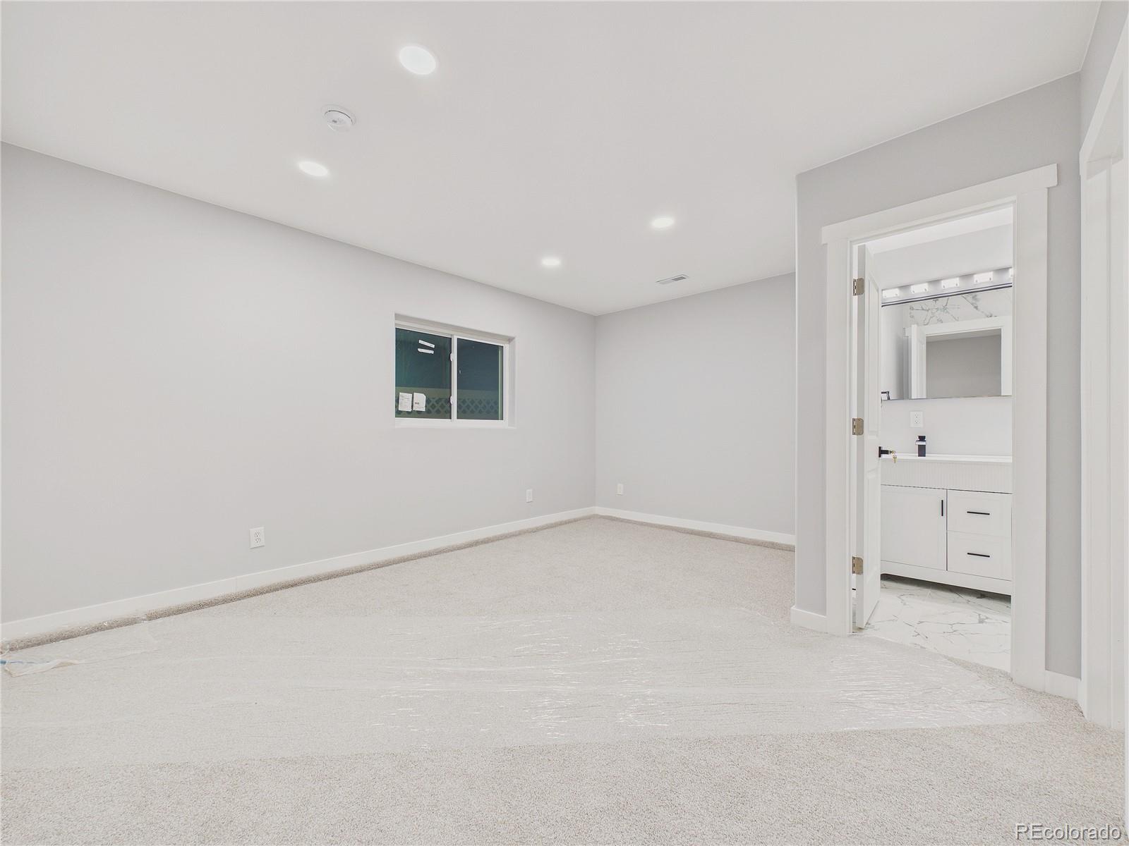 MLS Image #21 for 1784 s downing street,denver, Colorado