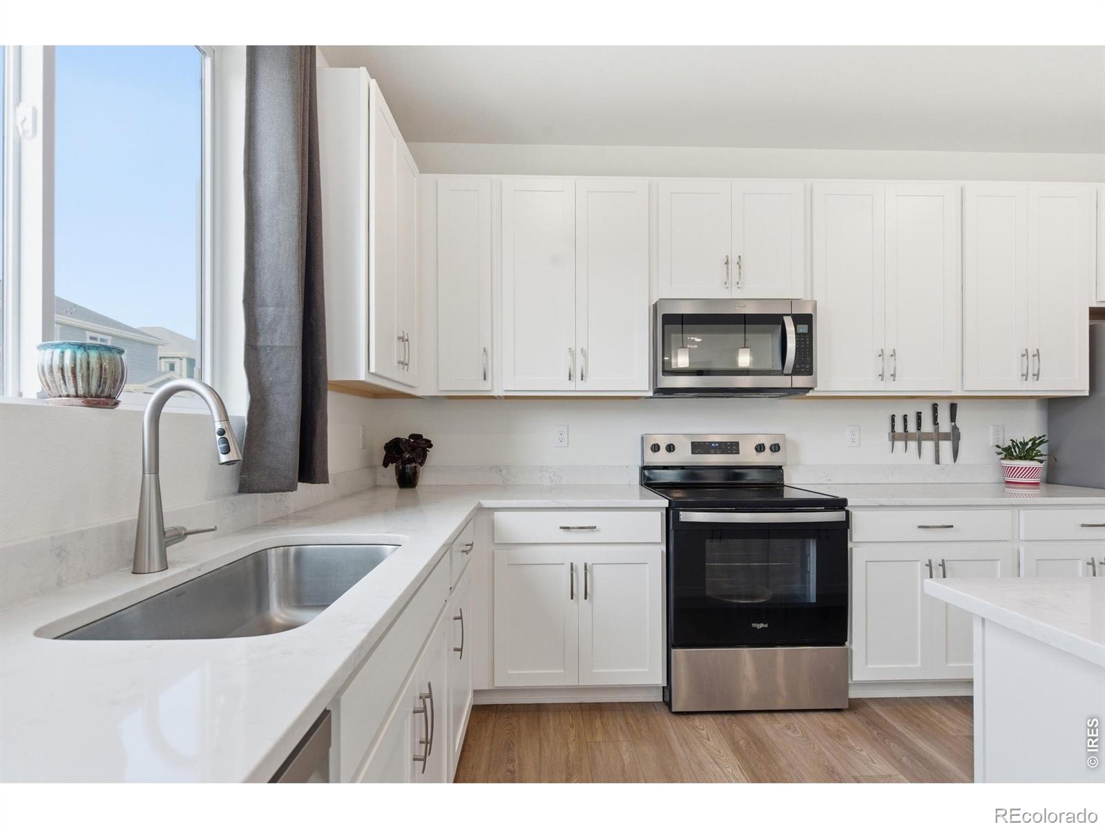 MLS Image #10 for 4104  chasm lake drive,loveland, Colorado