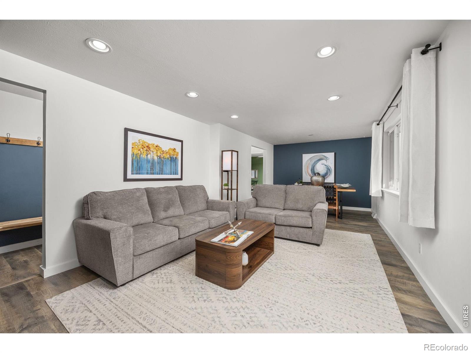MLS Image #3 for 4747 s oak court,littleton, Colorado