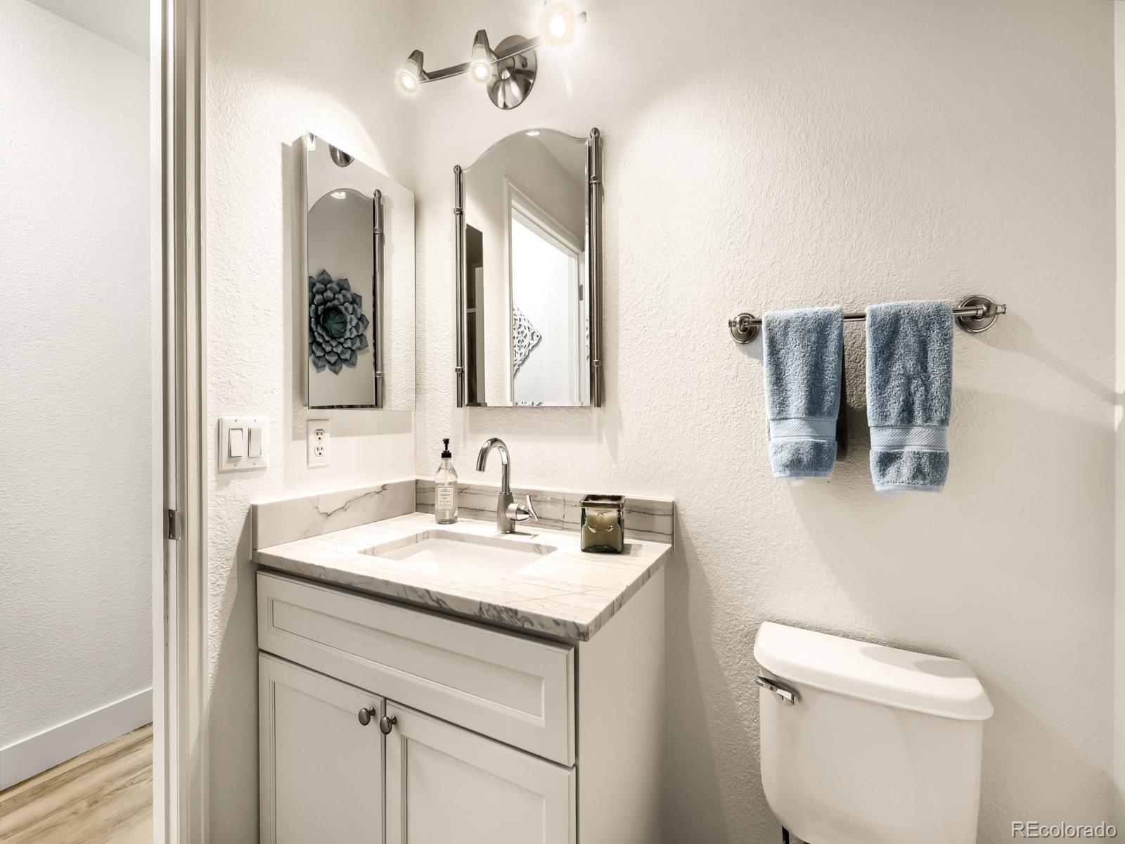 MLS Image #15 for 23682 e links place ,aurora, Colorado