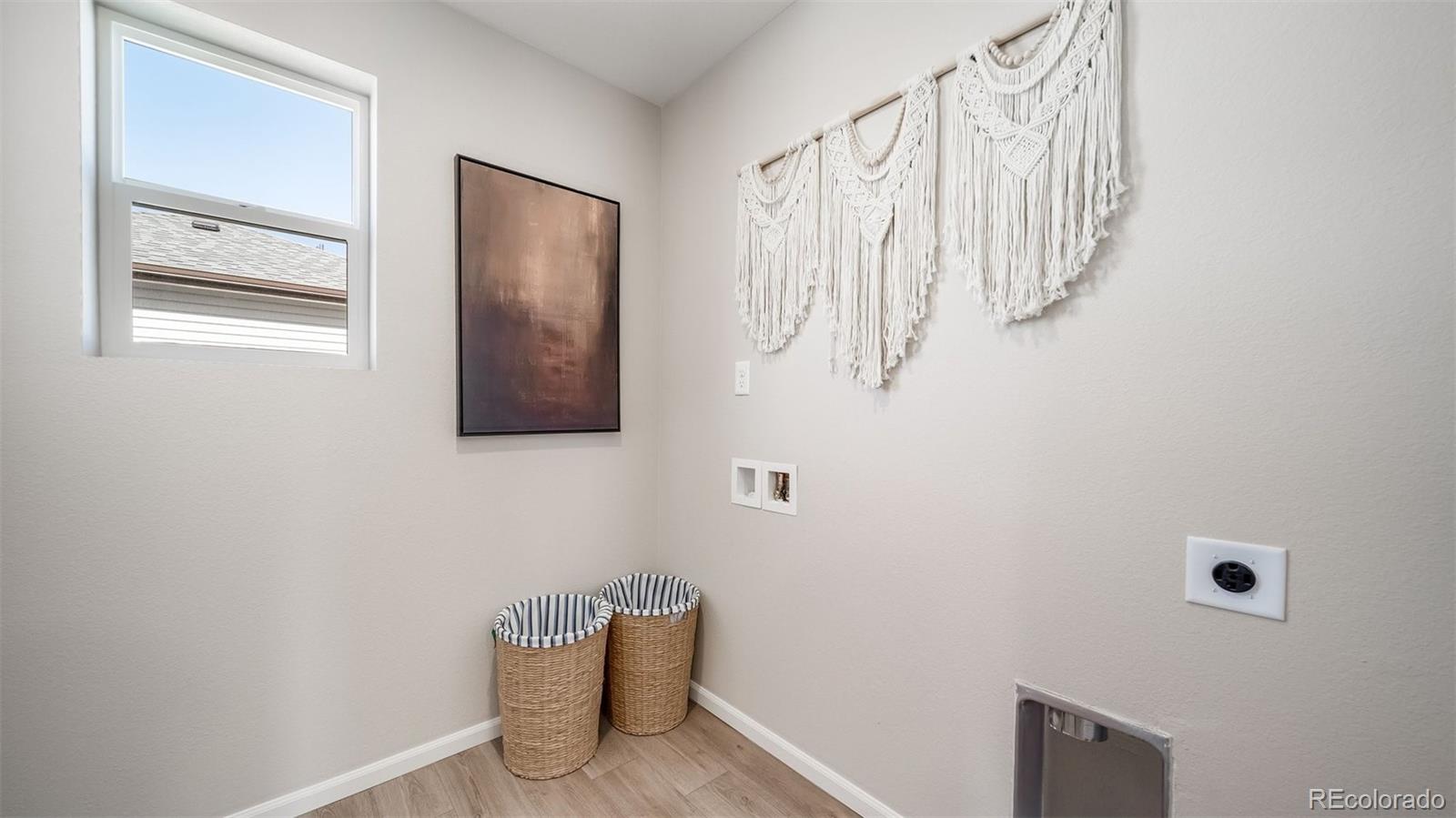 MLS Image #32 for 622  wagon wheel way,bennett, Colorado