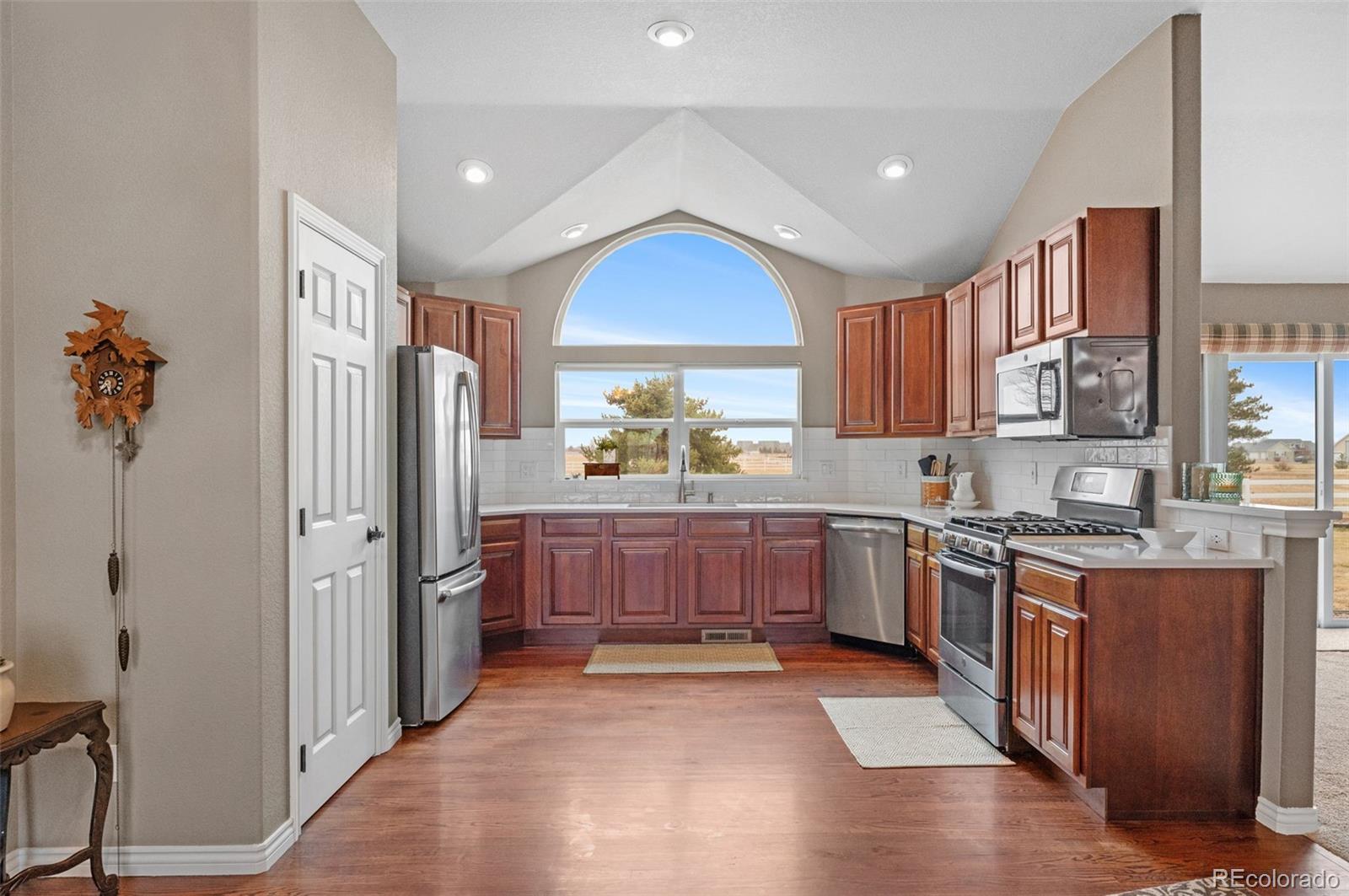 MLS Image #13 for 56600 e 41st avenue,strasburg, Colorado