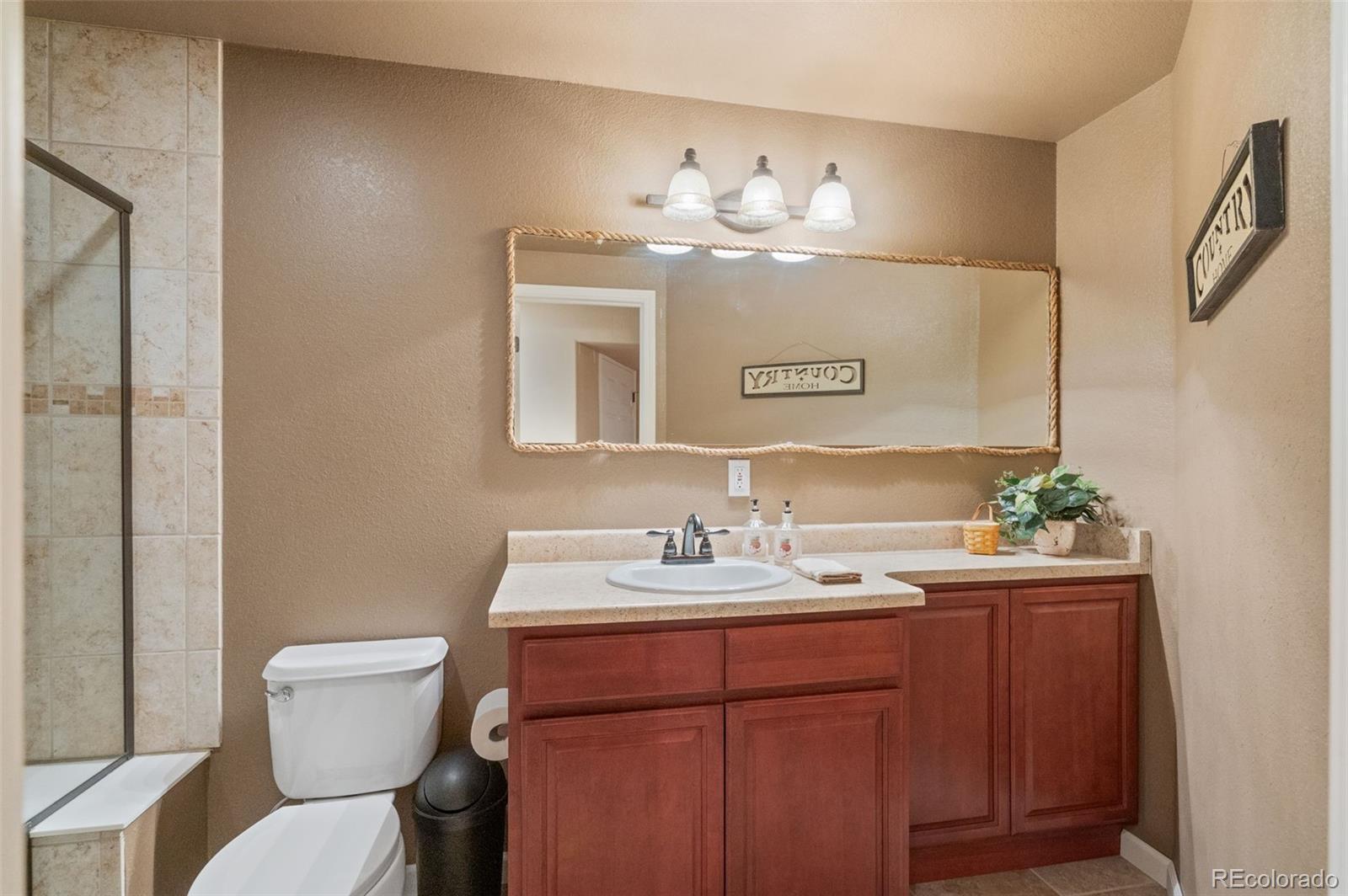 MLS Image #34 for 56600 e 41st avenue,strasburg, Colorado