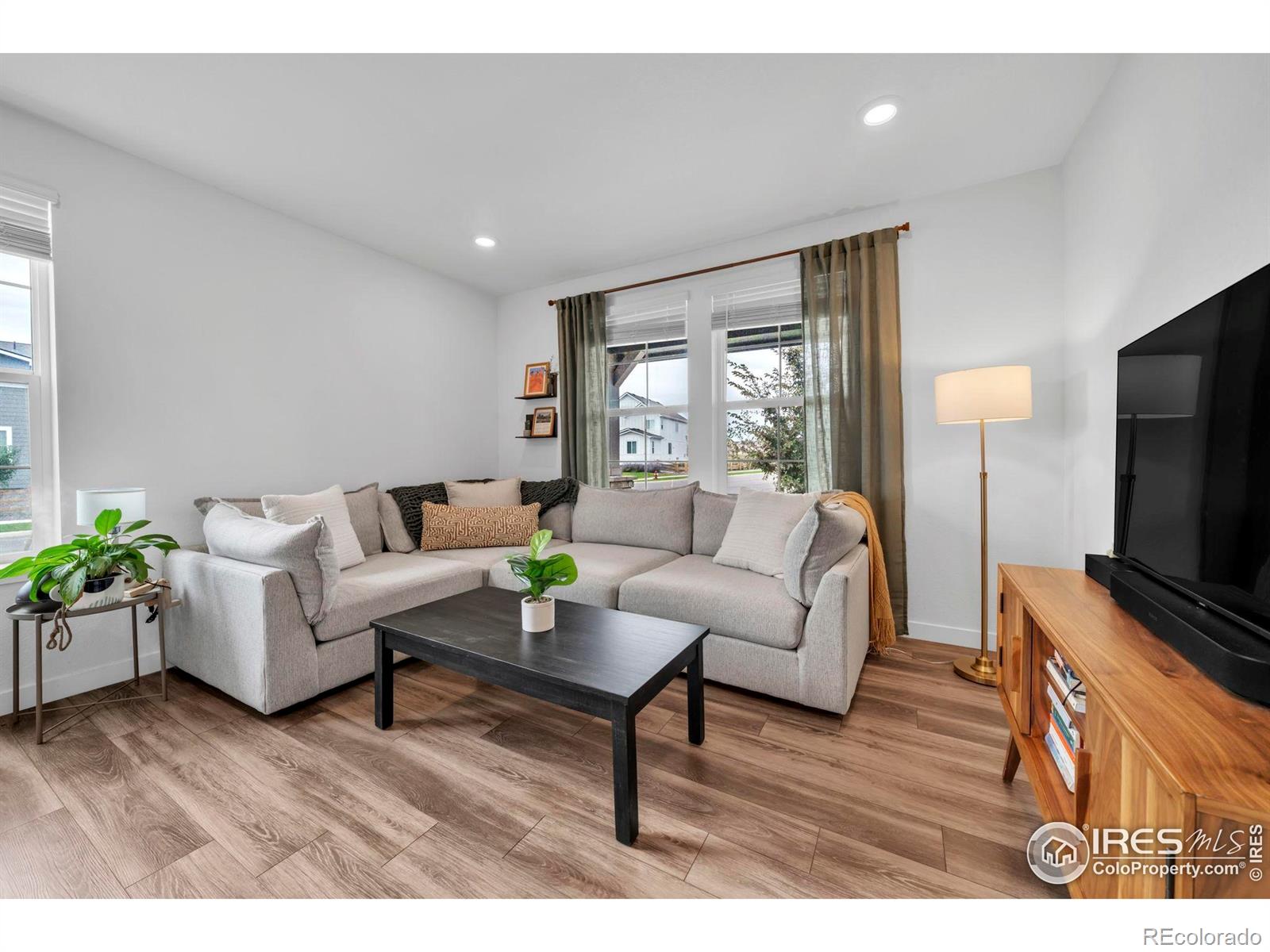 MLS Image #4 for 1832  meagan way,erie, Colorado