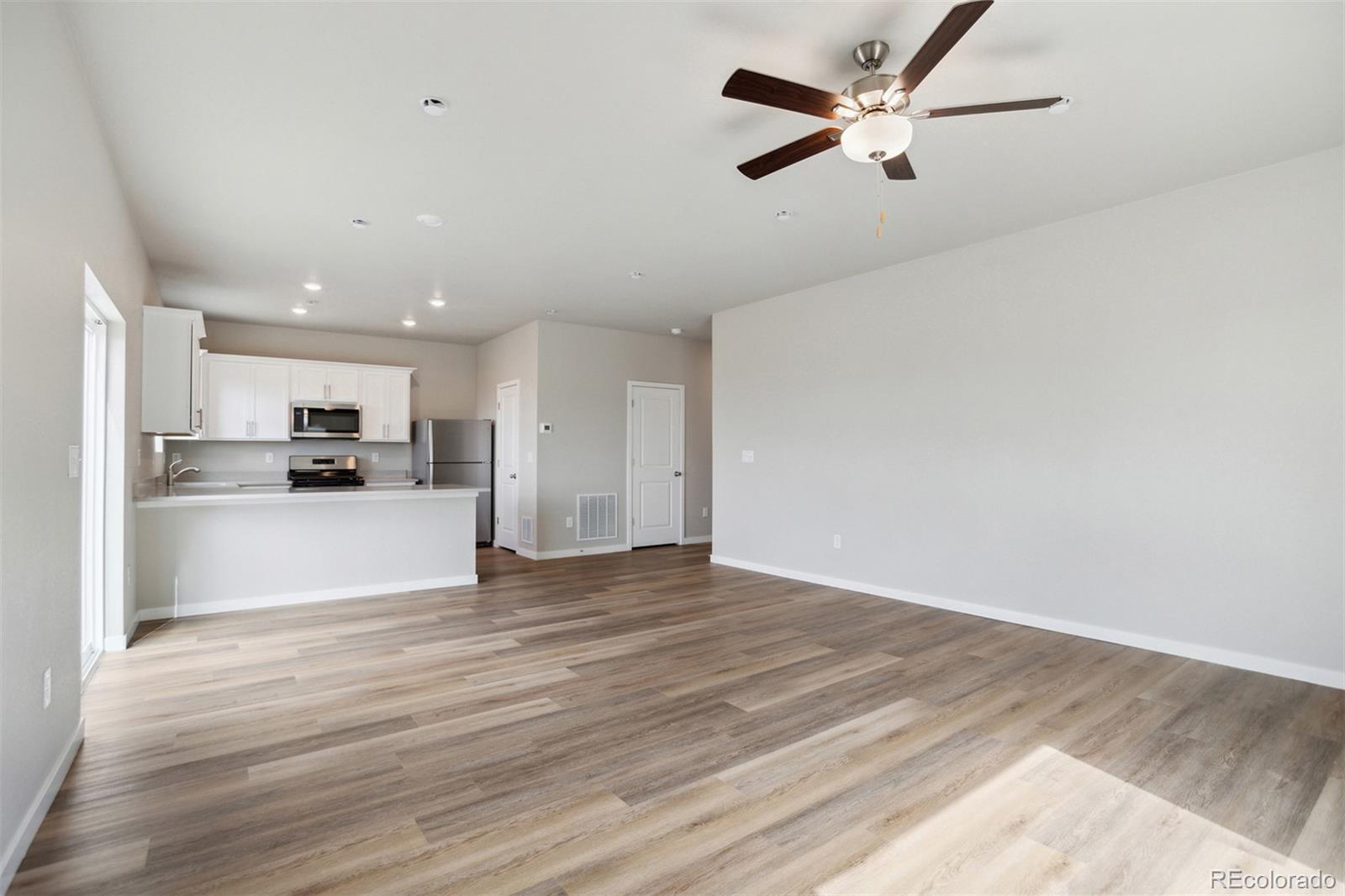MLS Image #5 for 48200  shetland drive,bennett, Colorado