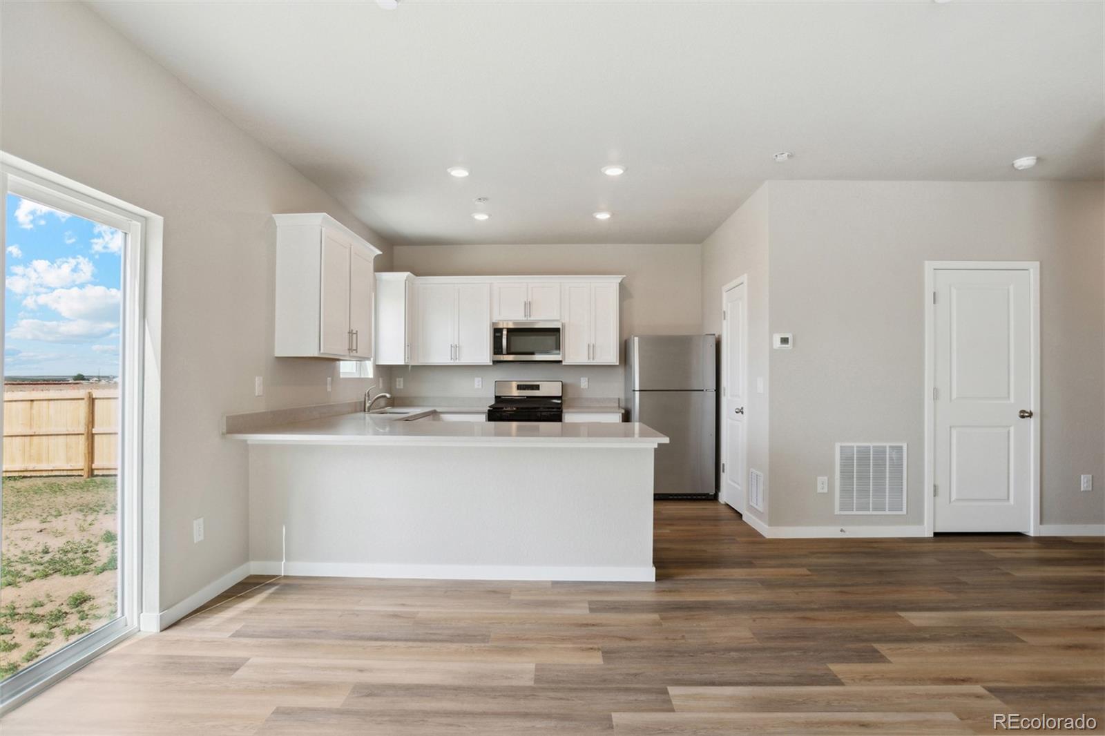 MLS Image #7 for 48200  shetland drive,bennett, Colorado