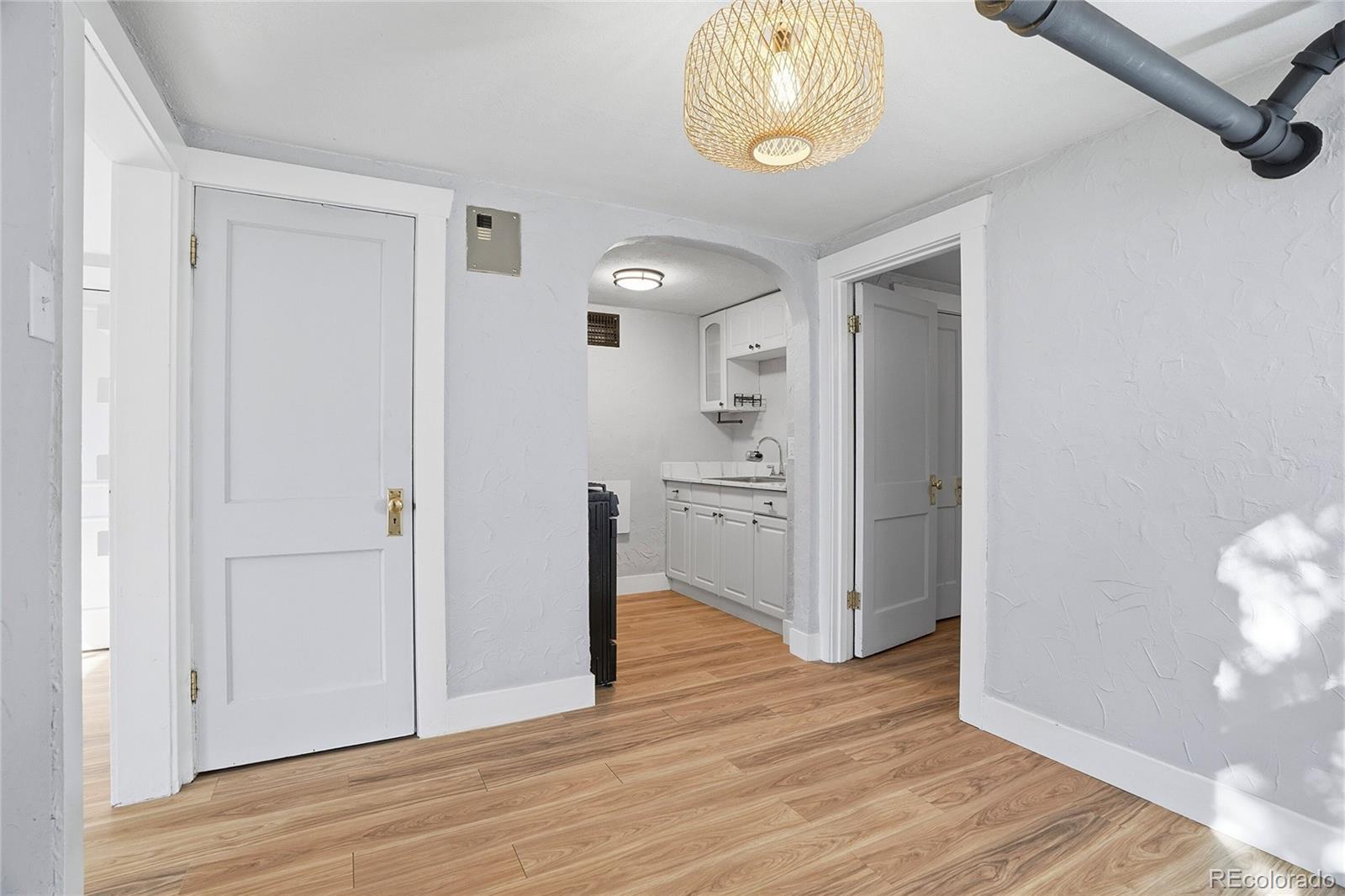 MLS Image #11 for 1010 n downing street,denver, Colorado