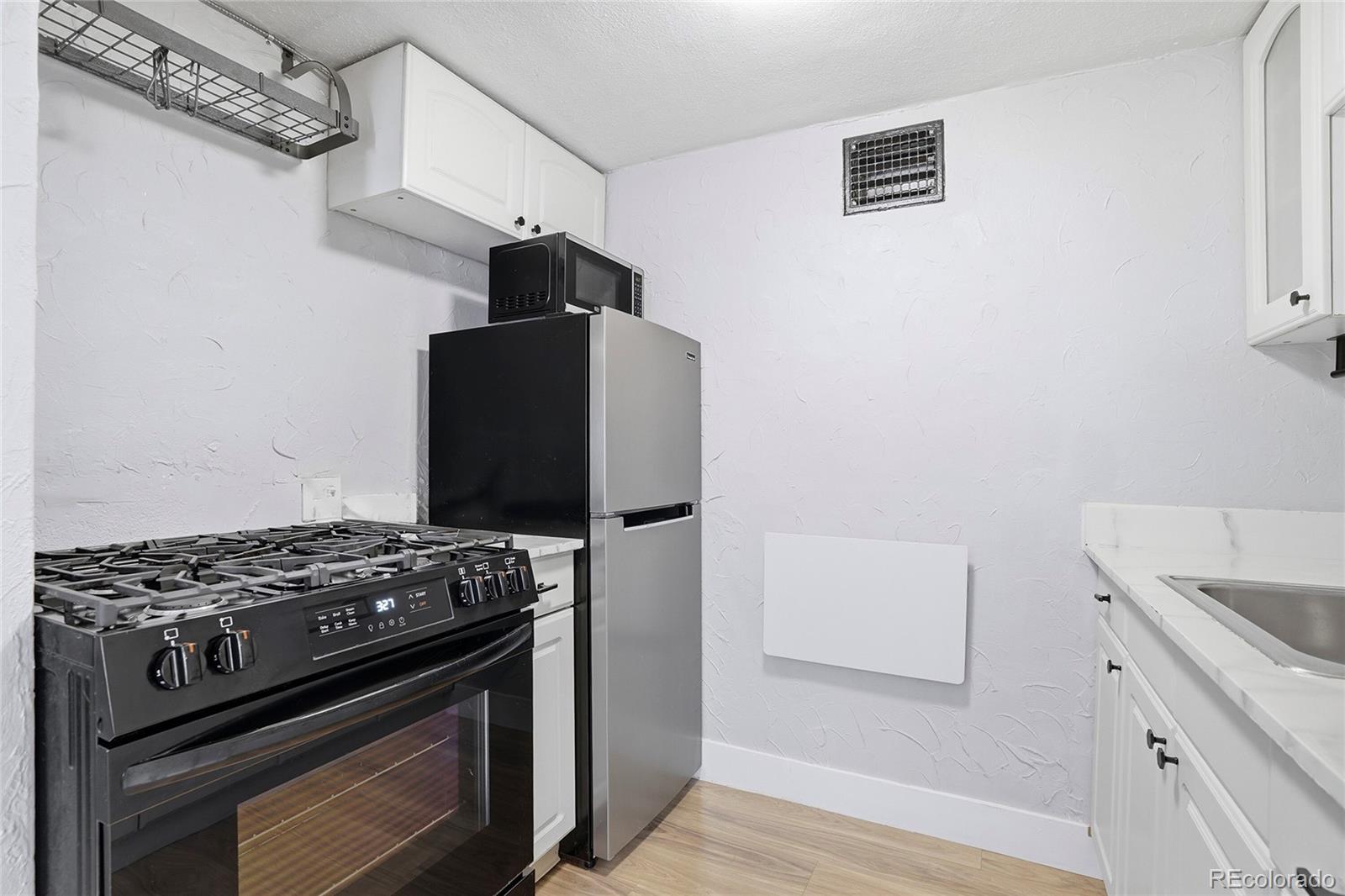 MLS Image #14 for 1010 n downing street,denver, Colorado