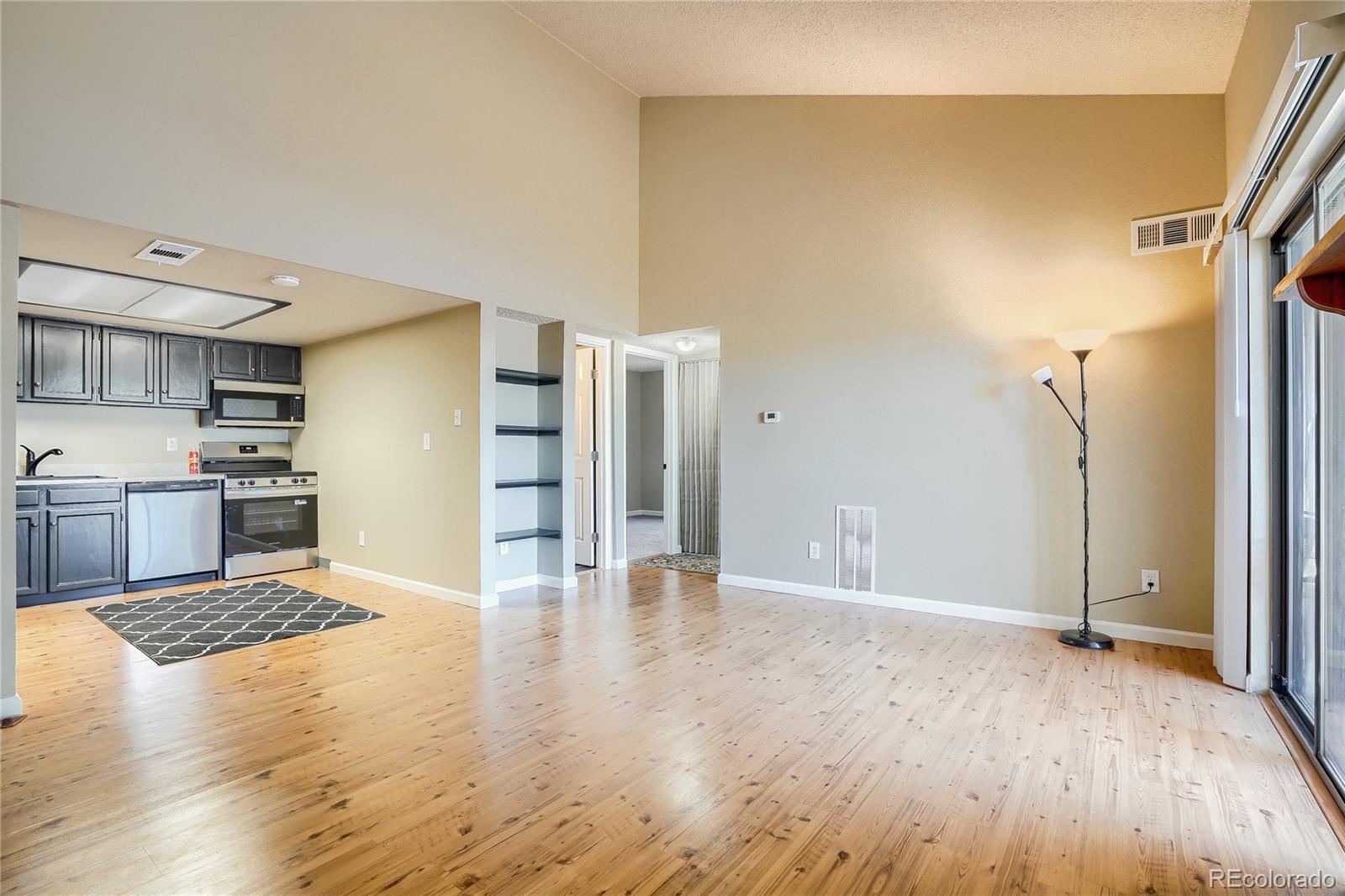 MLS Image #3 for 9680  brentwood way,broomfield, Colorado