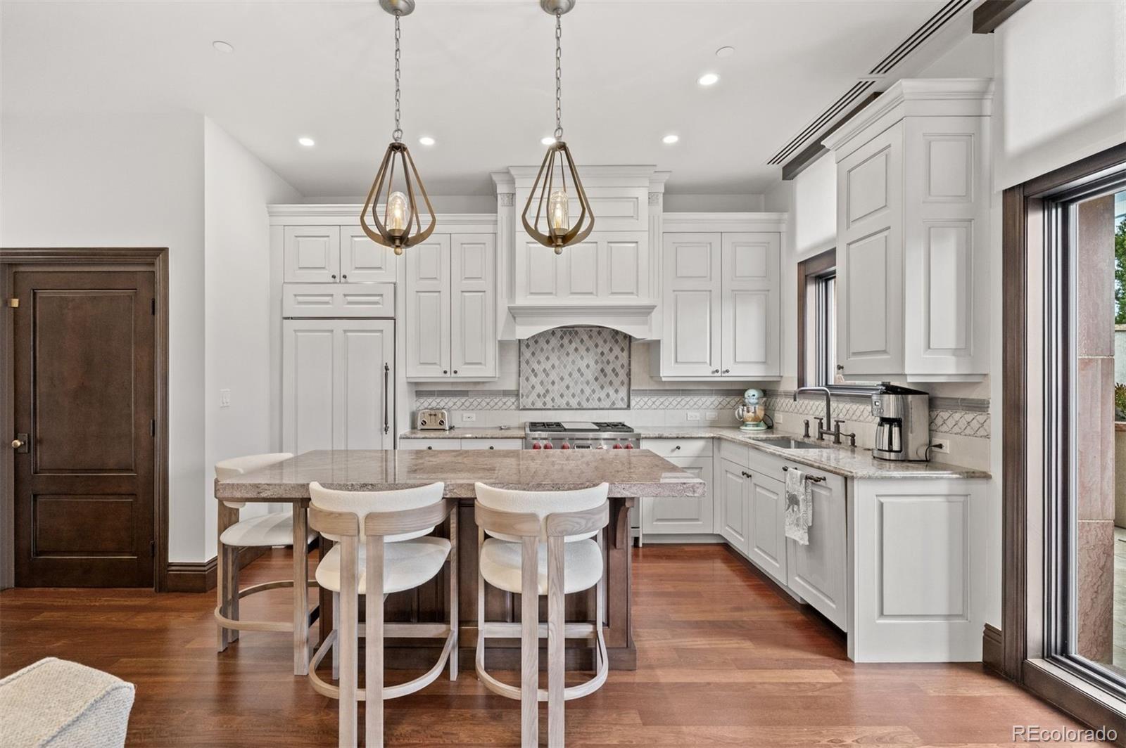 MLS Image #18 for 105  fillmore street 203,denver, Colorado