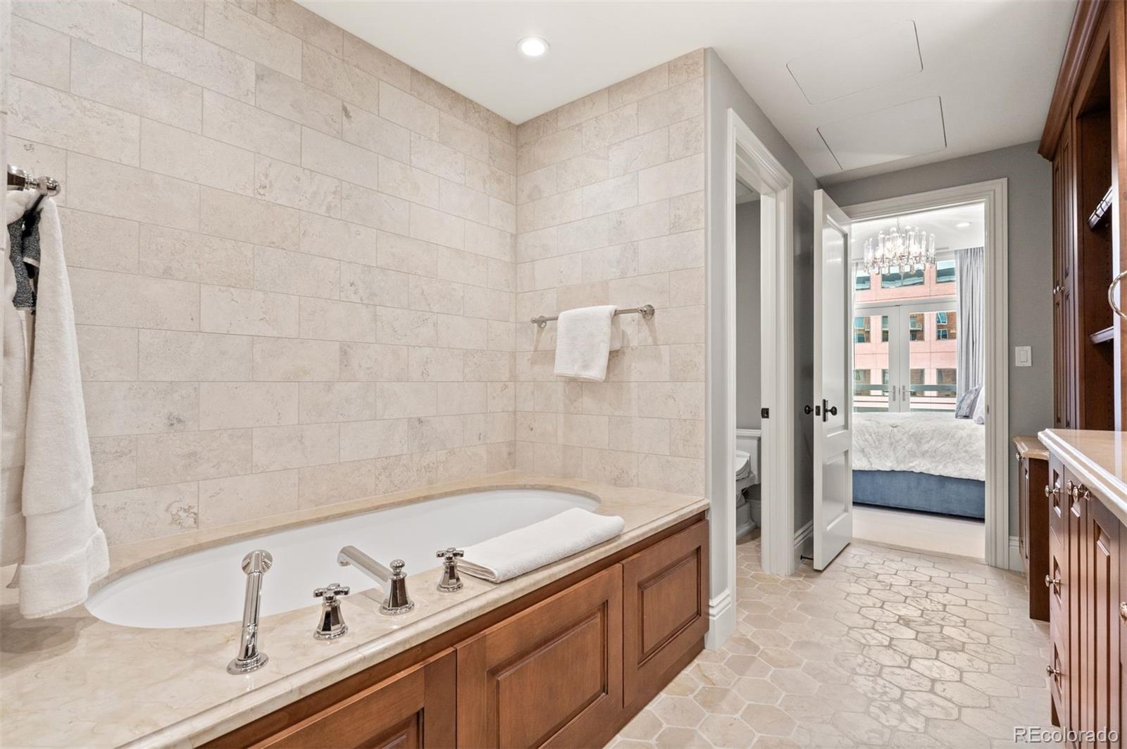 MLS Image #35 for 105  fillmore street 203,denver, Colorado