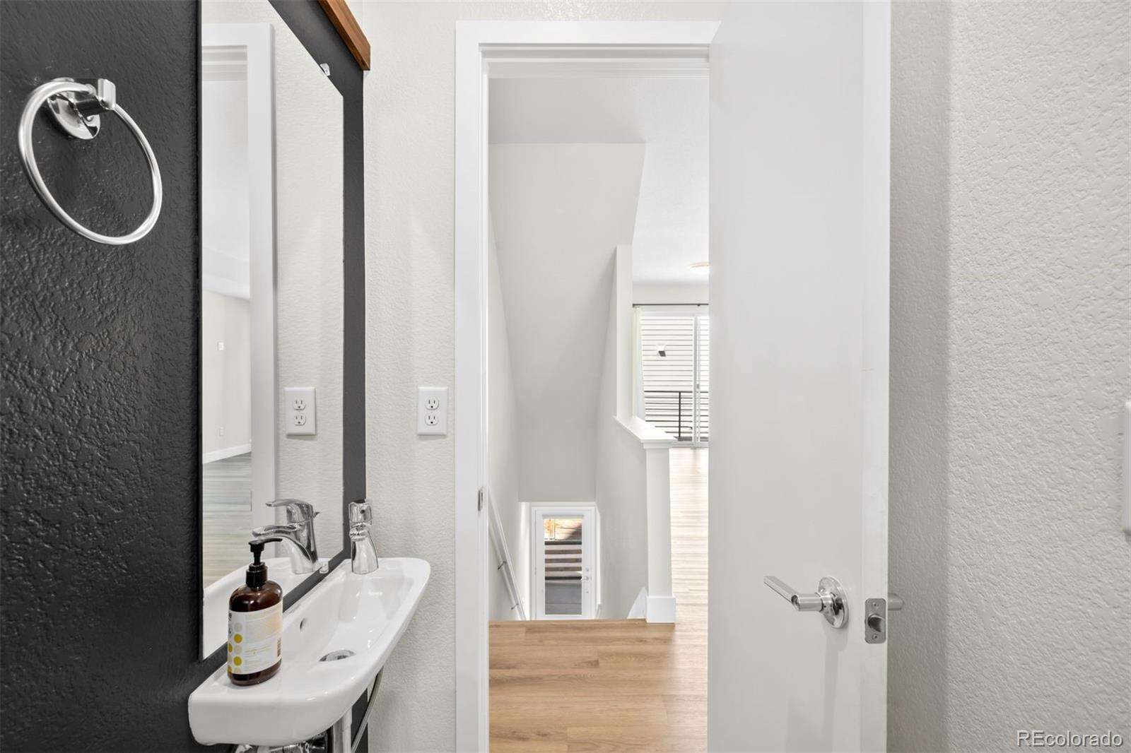 MLS Image #10 for 5538 w 11th place,lakewood, Colorado