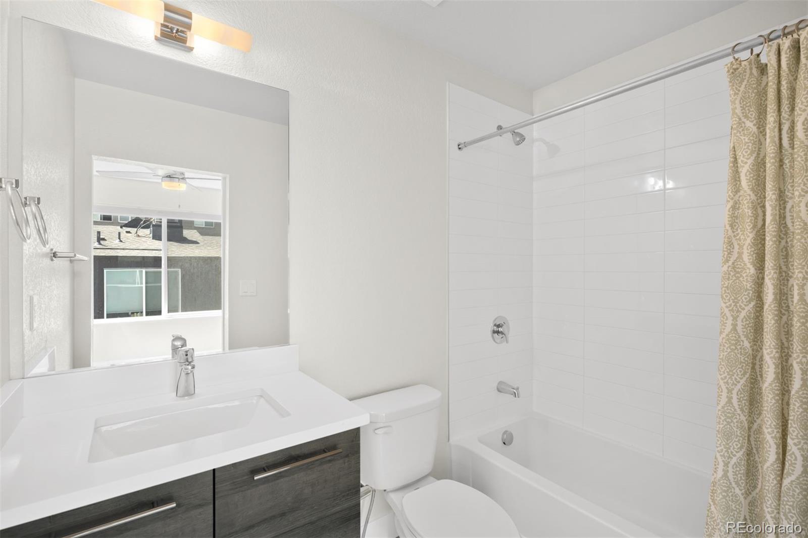 MLS Image #18 for 5538 w 11th place,lakewood, Colorado