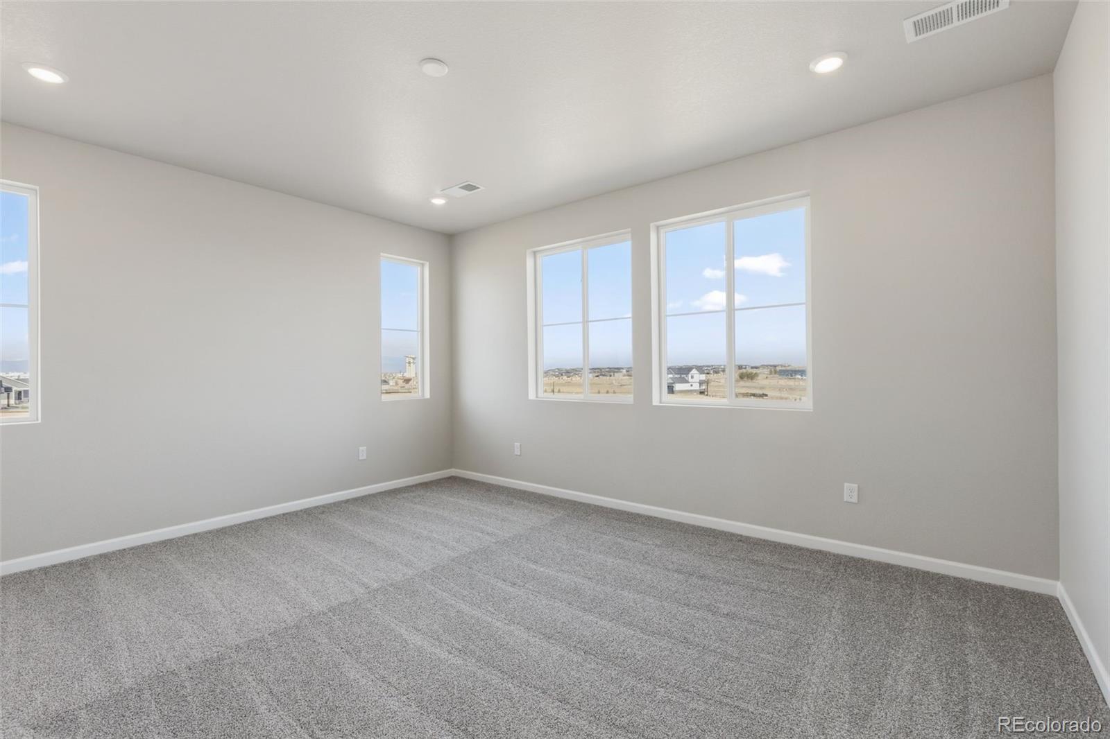 MLS Image #15 for 24317 e river front drive,aurora, Colorado