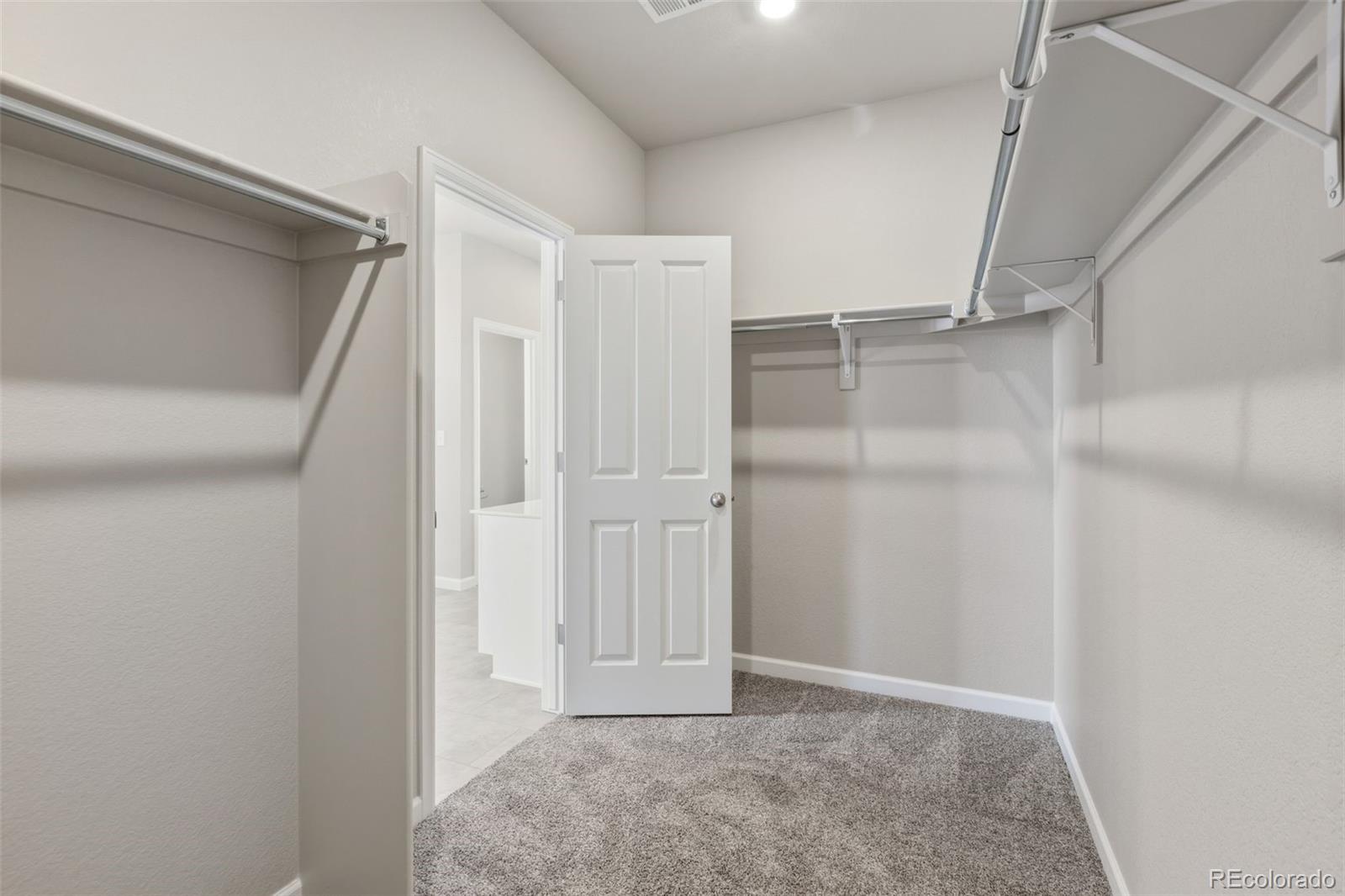 MLS Image #20 for 24317 e river front drive,aurora, Colorado