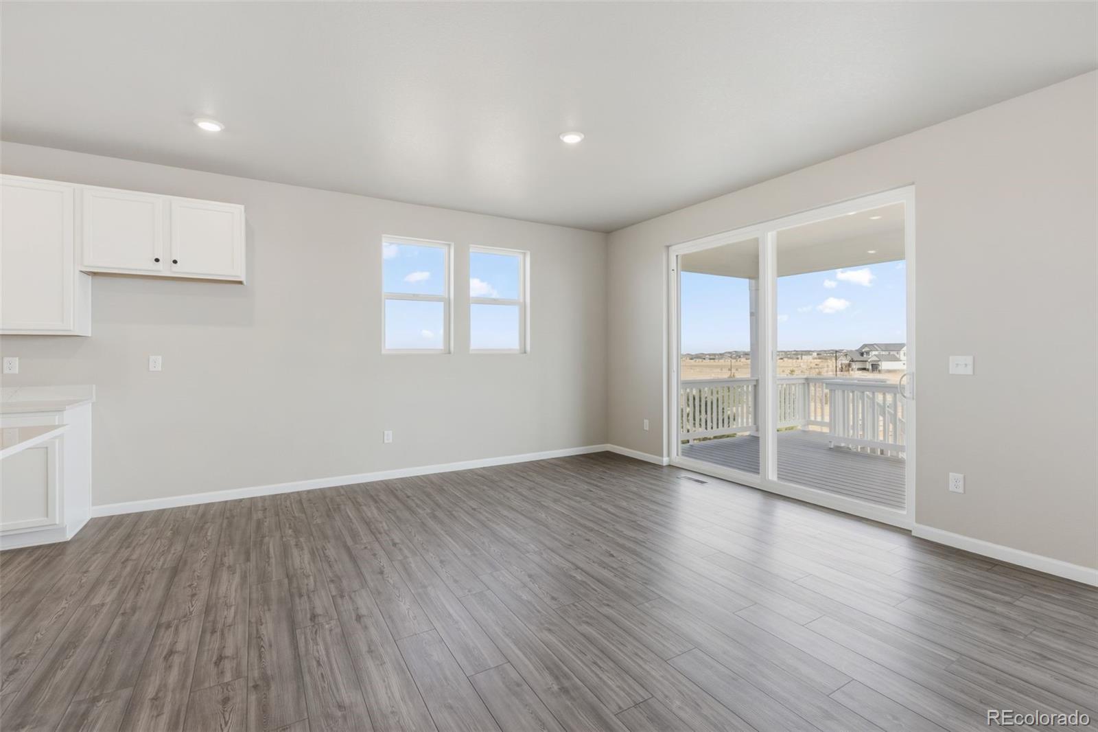 MLS Image #8 for 24317 e river front drive,aurora, Colorado