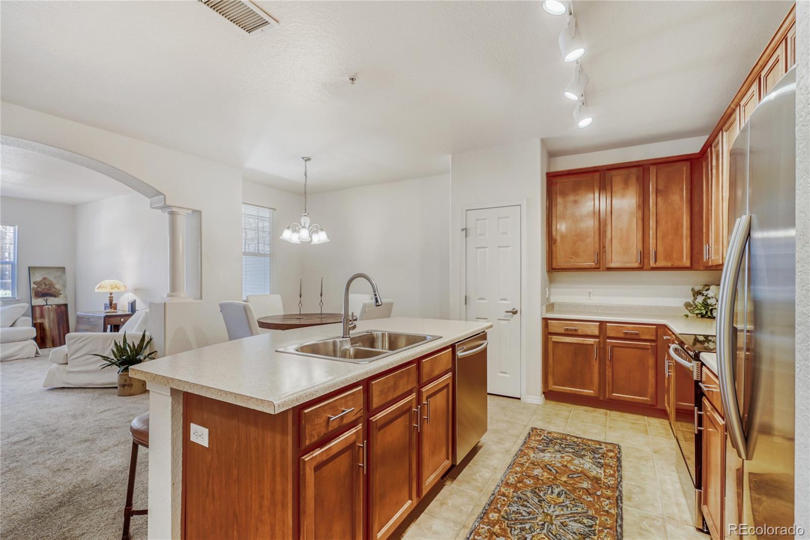 MLS Image #6 for 15455  canyon rim drive,englewood, Colorado