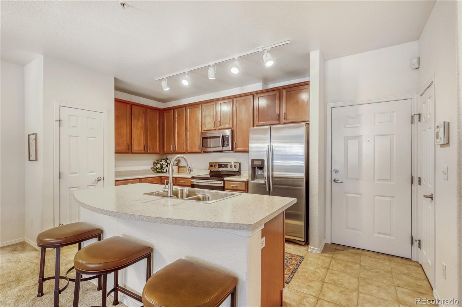 MLS Image #7 for 15455  canyon rim drive,englewood, Colorado