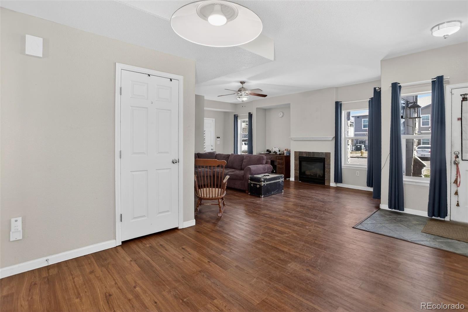 MLS Image #6 for 5800  tower road,denver, Colorado