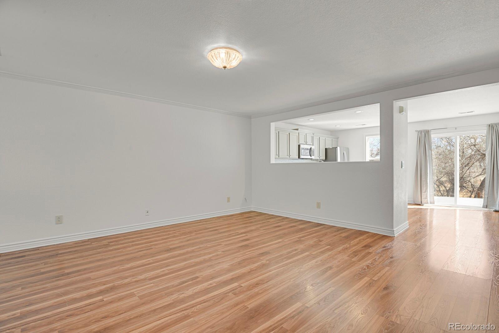 MLS Image #4 for 7726 s kittredge court,englewood, Colorado