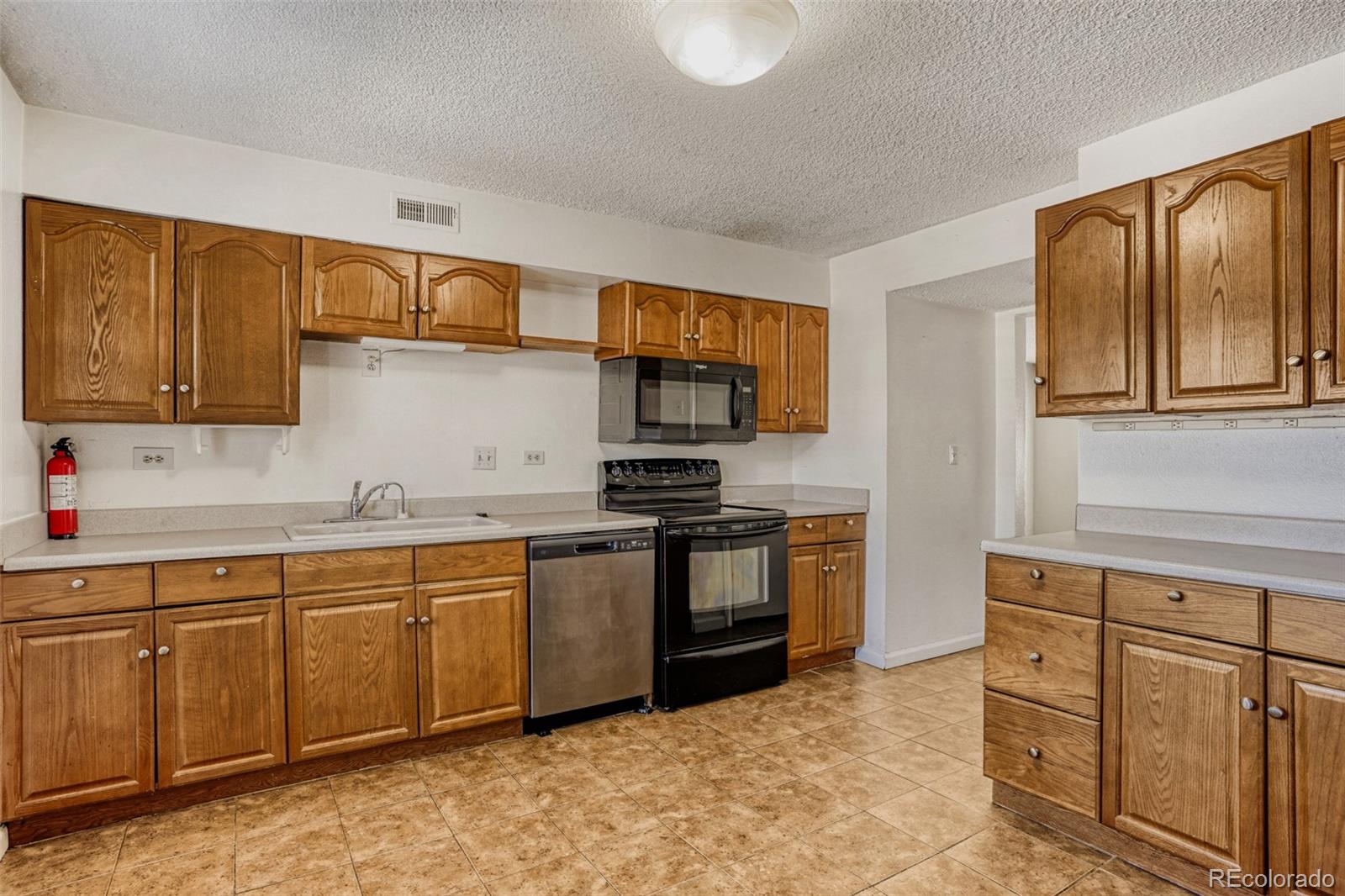 MLS Image #4 for 9370 e girard avenue,denver, Colorado
