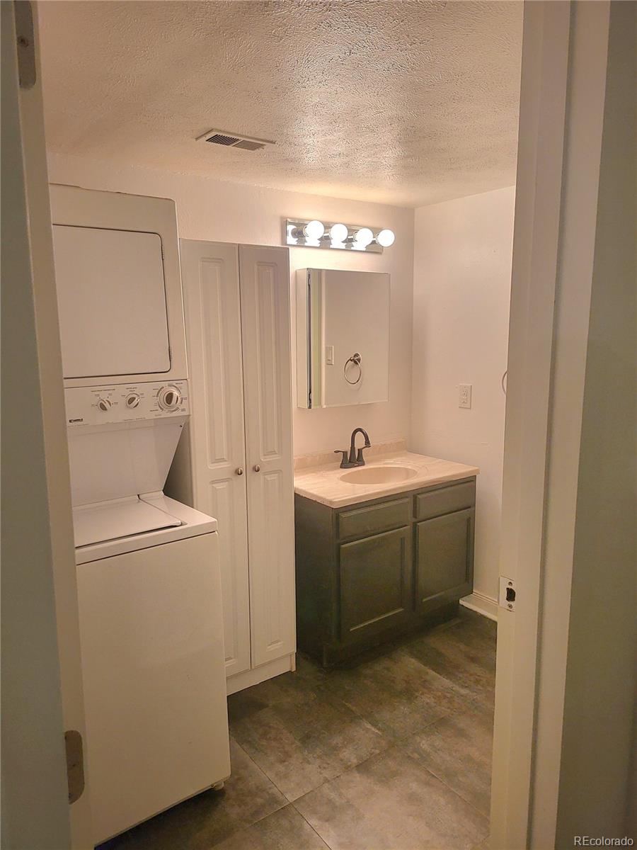MLS Image #9 for 2525 s dayton way,denver, Colorado