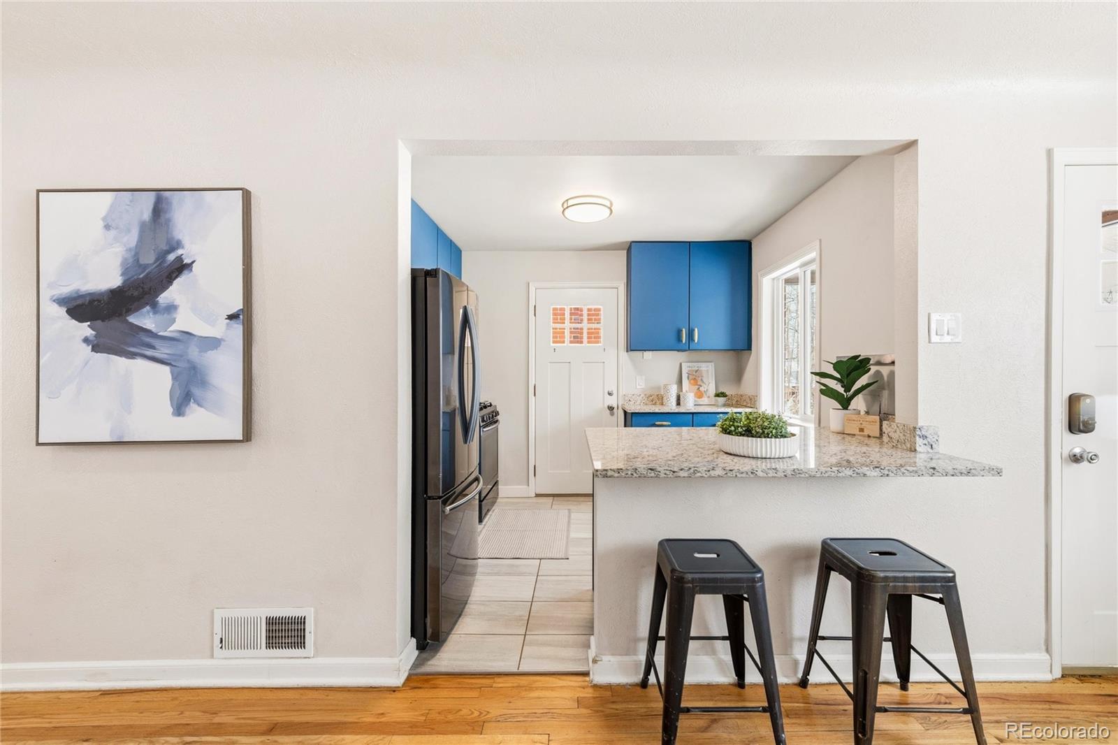 MLS Image #12 for 438 n downing street,denver, Colorado